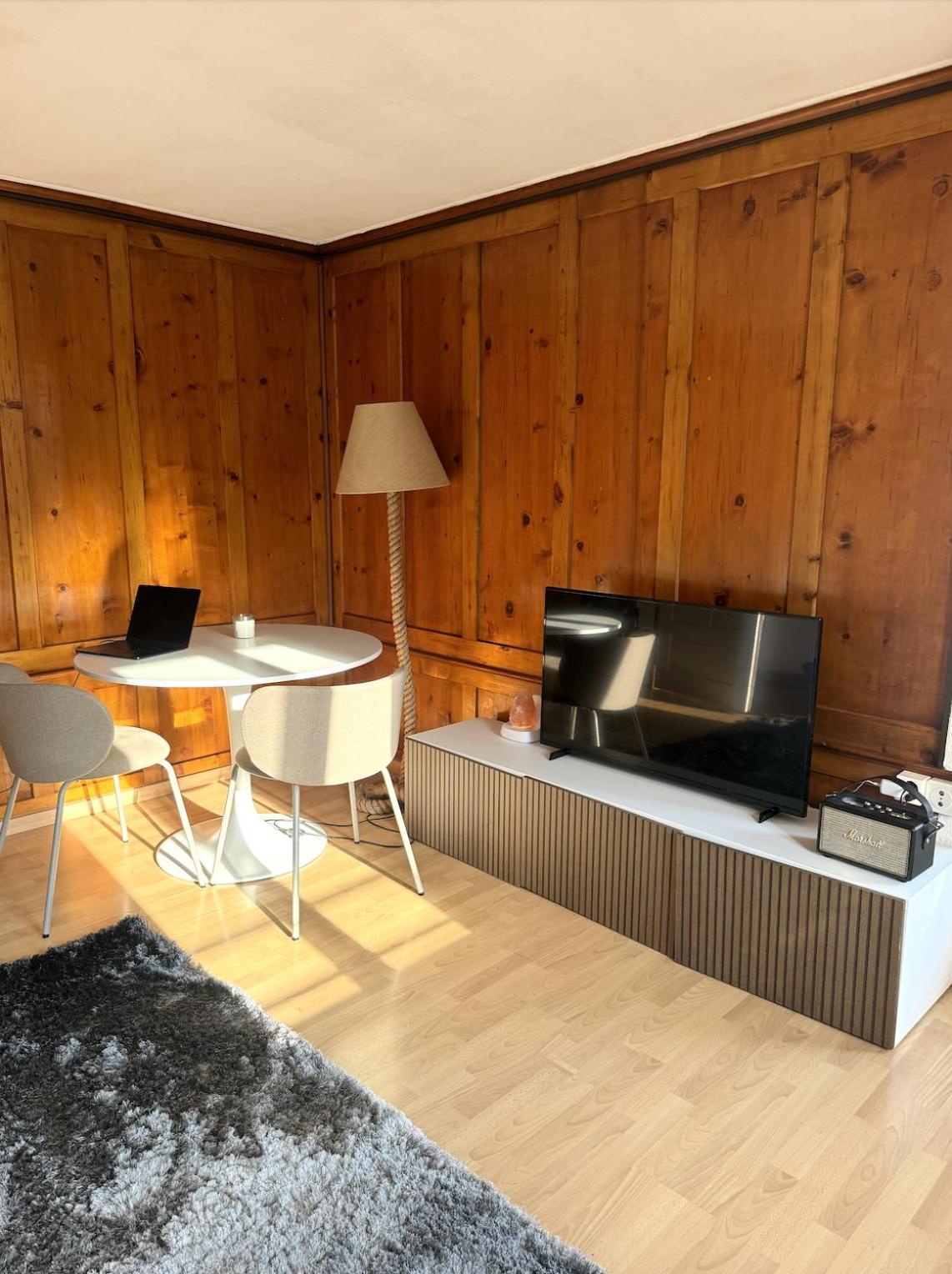 Two-Bedroom Apartment with Balcony and Terrace photo 1