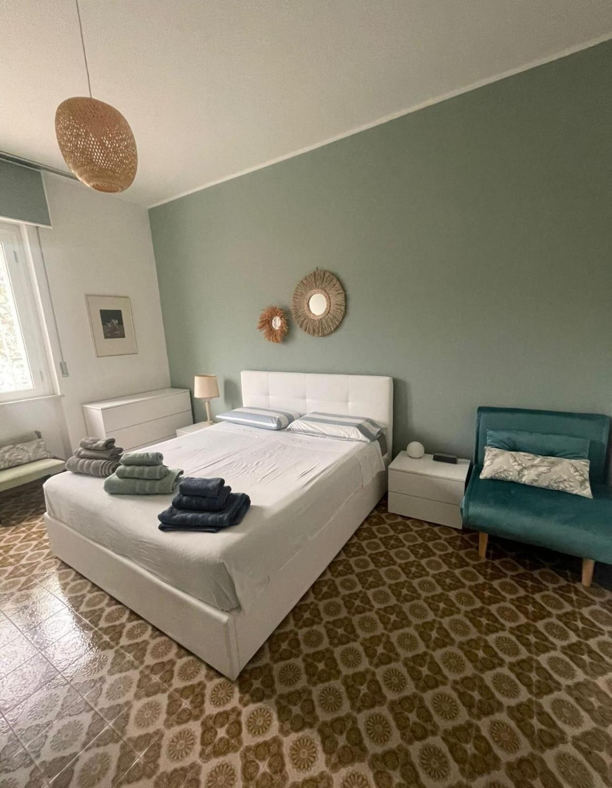 One-Bedroom Apartment with Sea View and Terrace photo 1