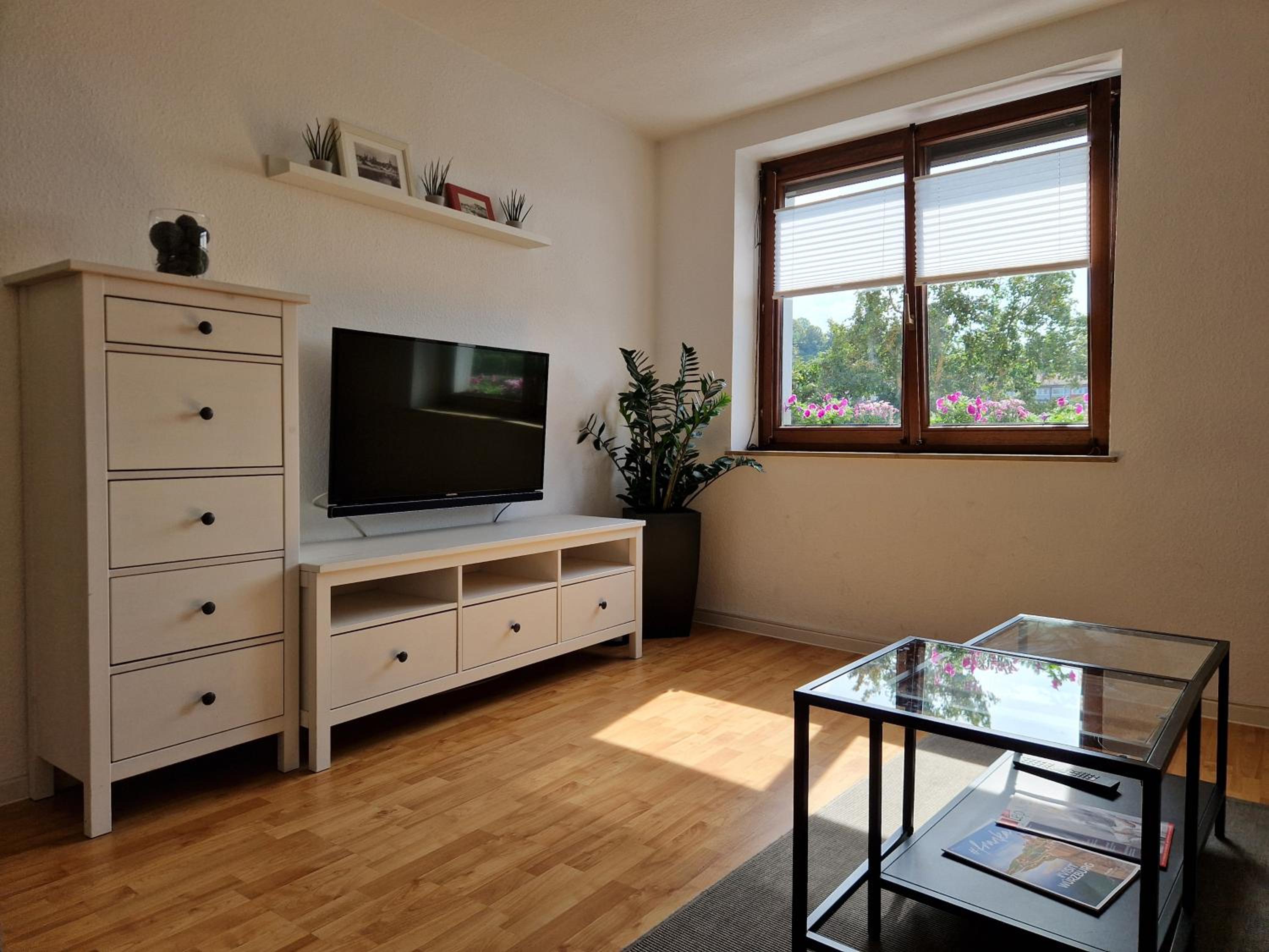 Apartment photo 1