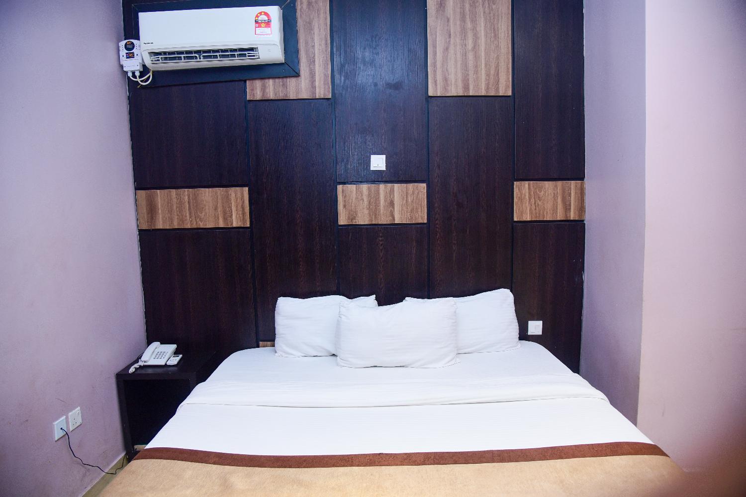 Economy Single Room