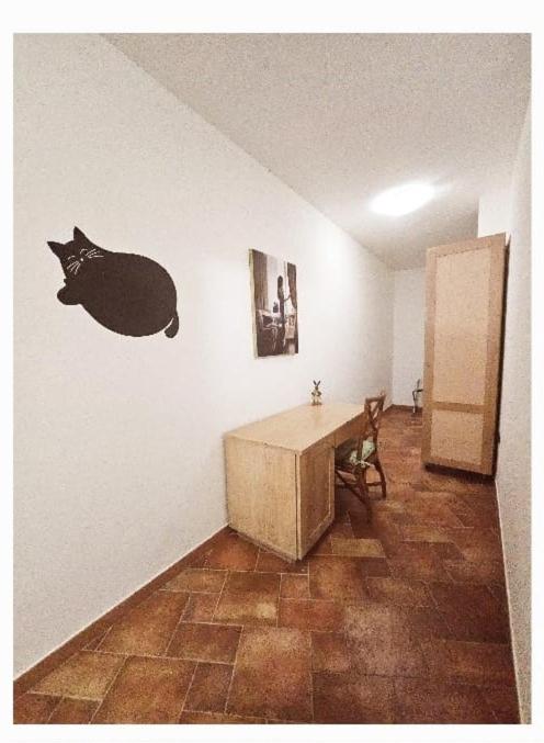 Two-Bedroom Apartment with Terrace - Split Level photo 2
