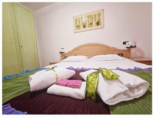 Two-Bedroom Apartment with Terrace - Split Level photo 3