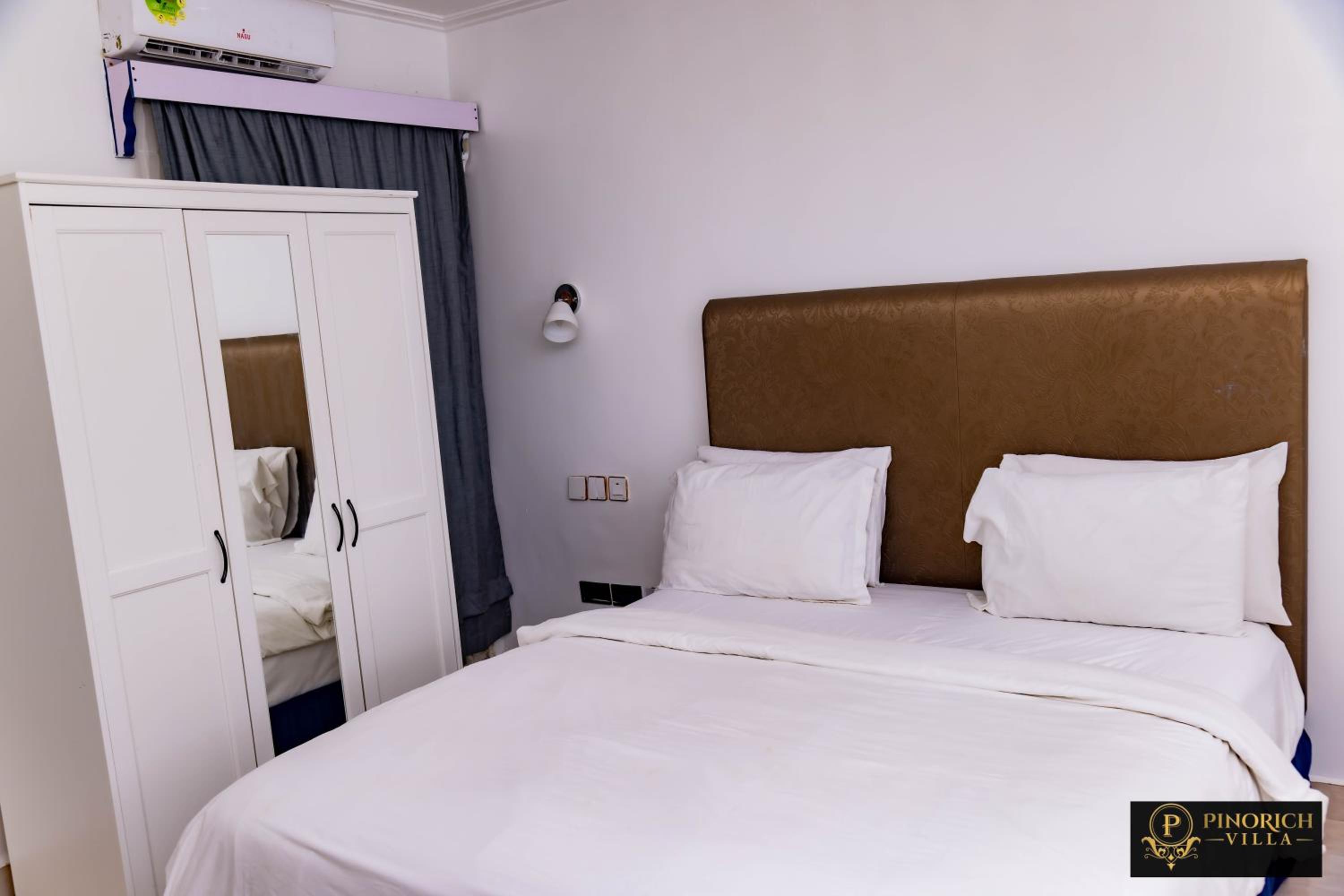 Budget Double Room photo 2