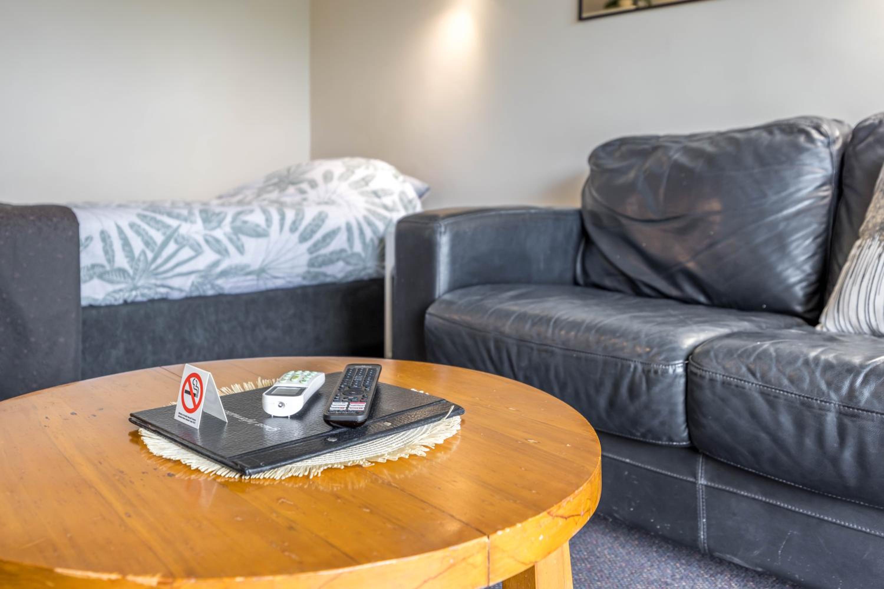 Double or Twin Room - Photo 3