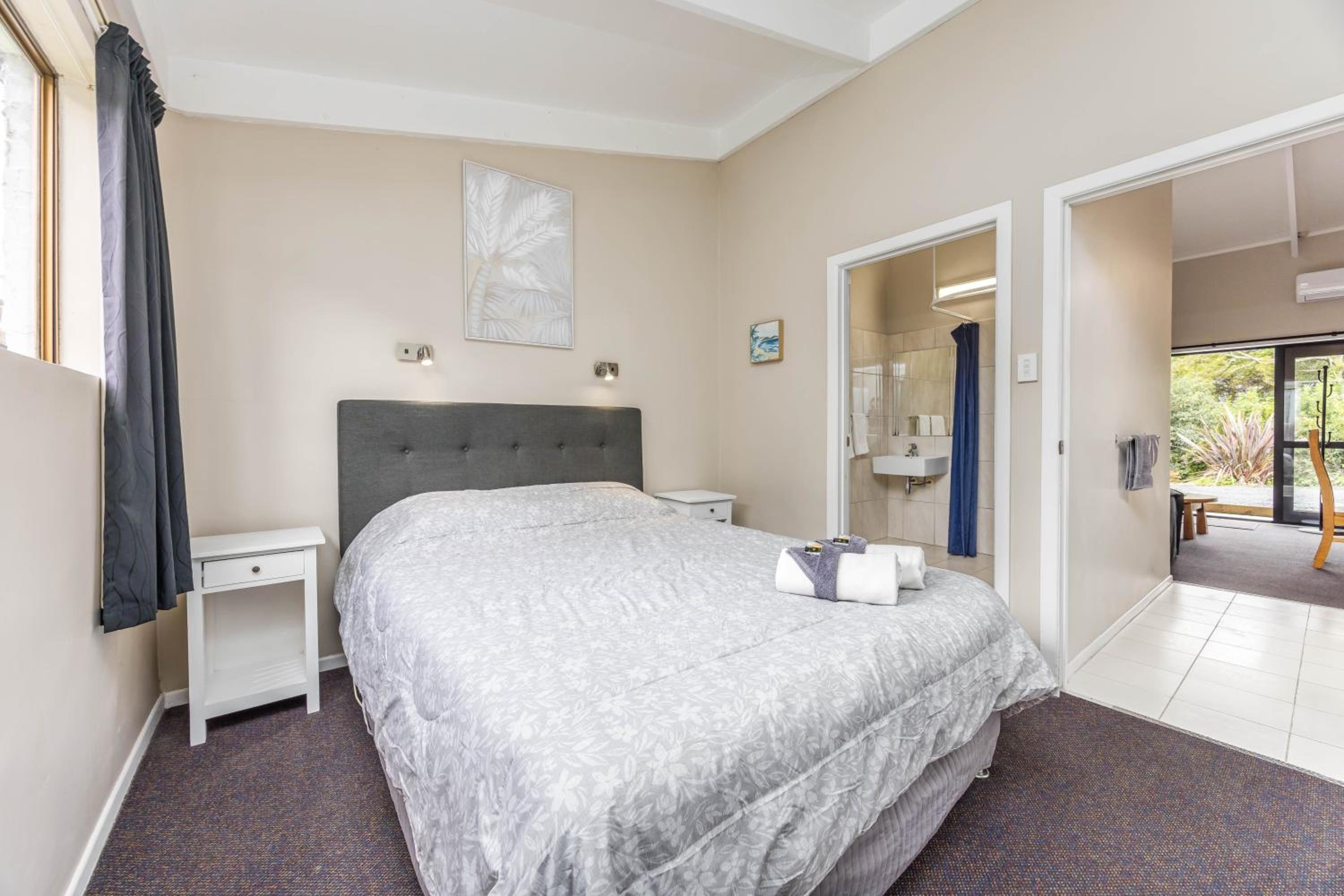 Double or Twin Room - Photo 7