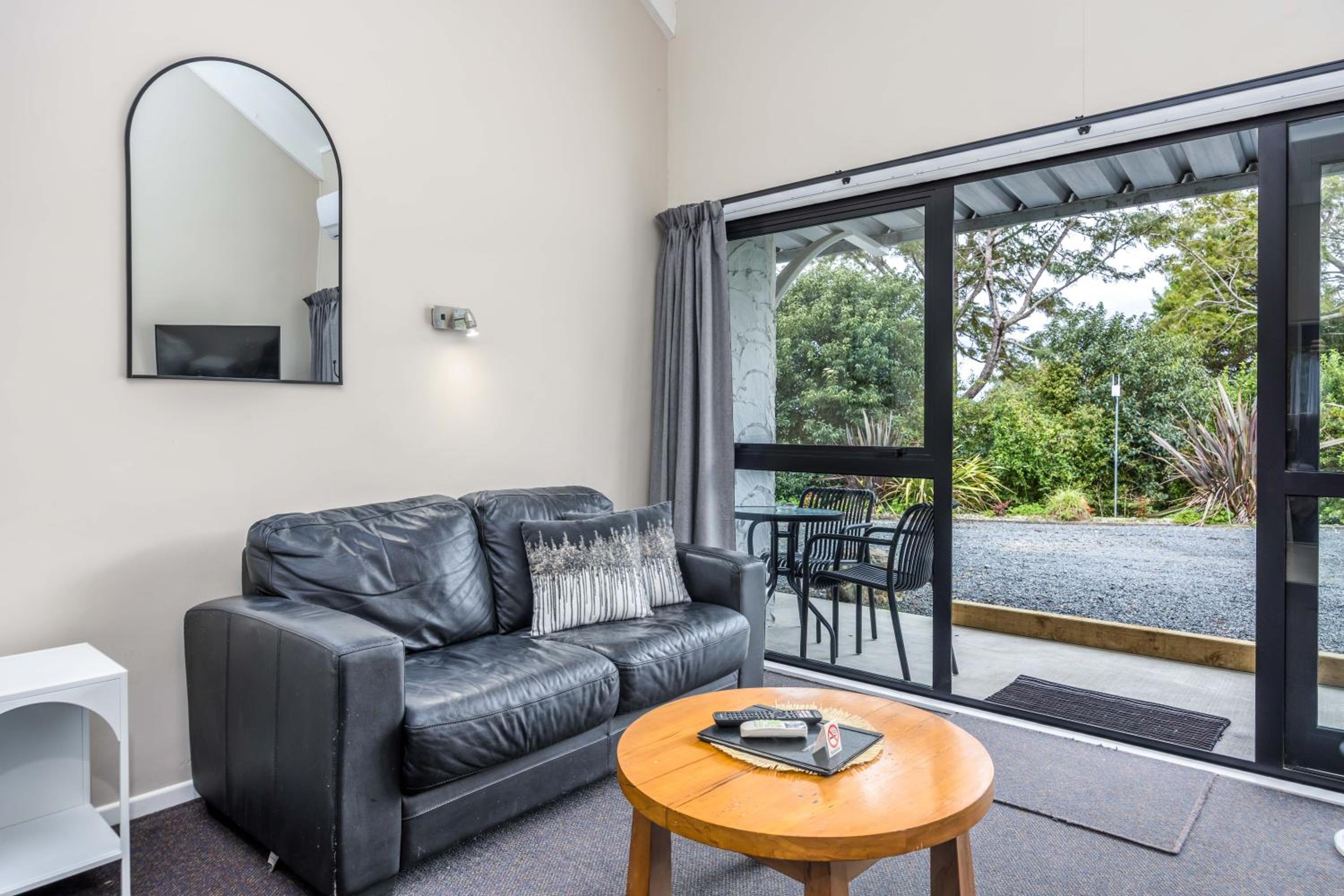 Double or Twin Room - Photo 14