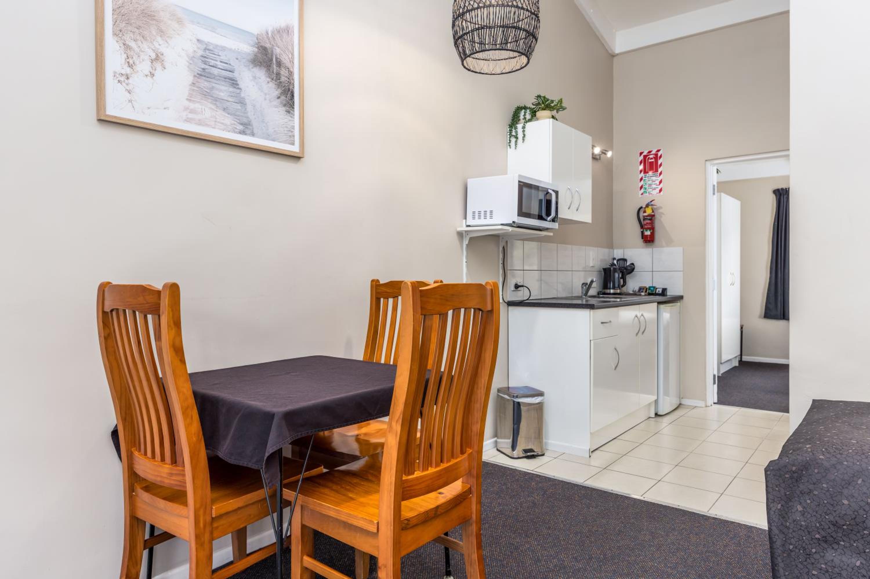 Double or Twin Room - Photo 10
