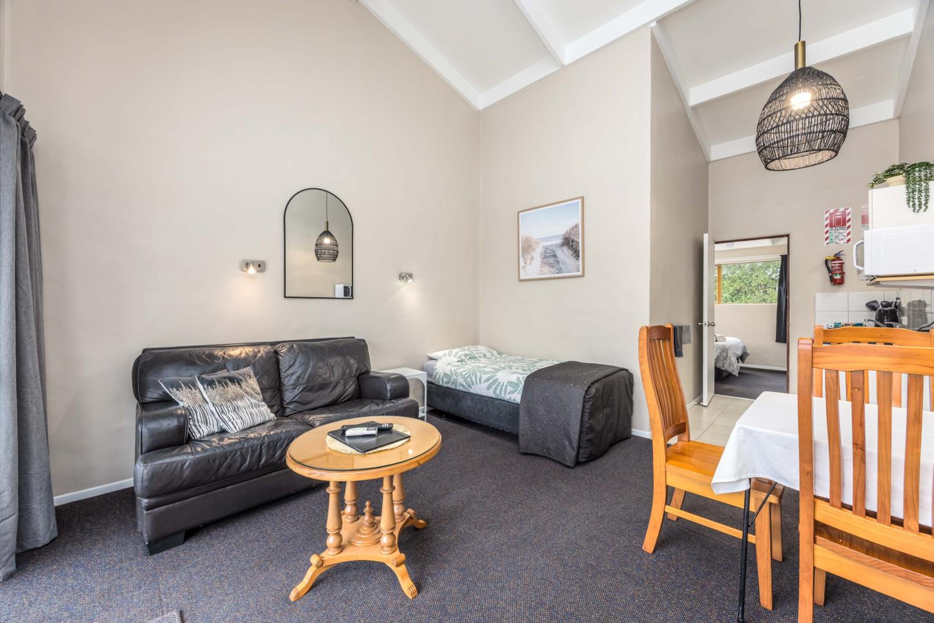 Triple Room with Bathroom - Photo 7