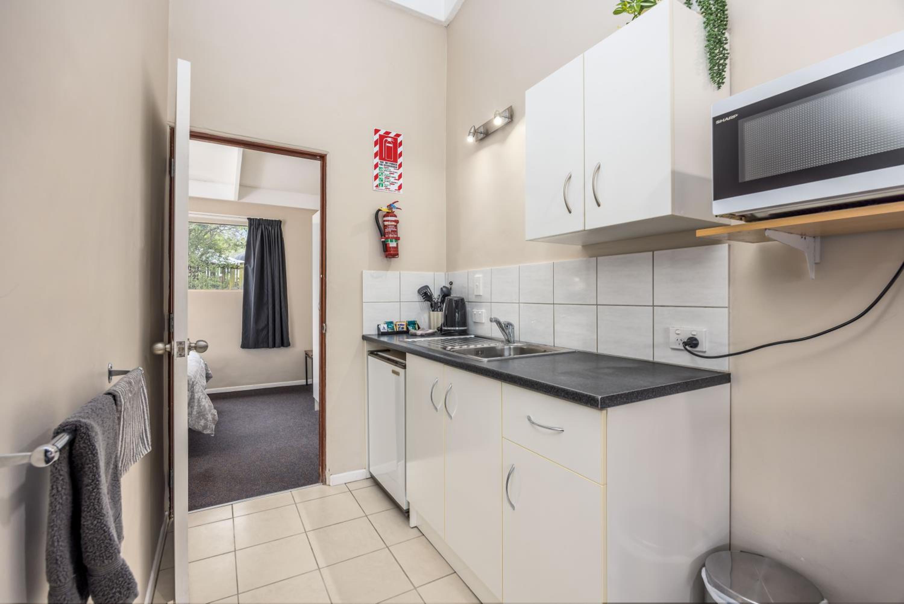 Triple Room with Bathroom - Photo 17