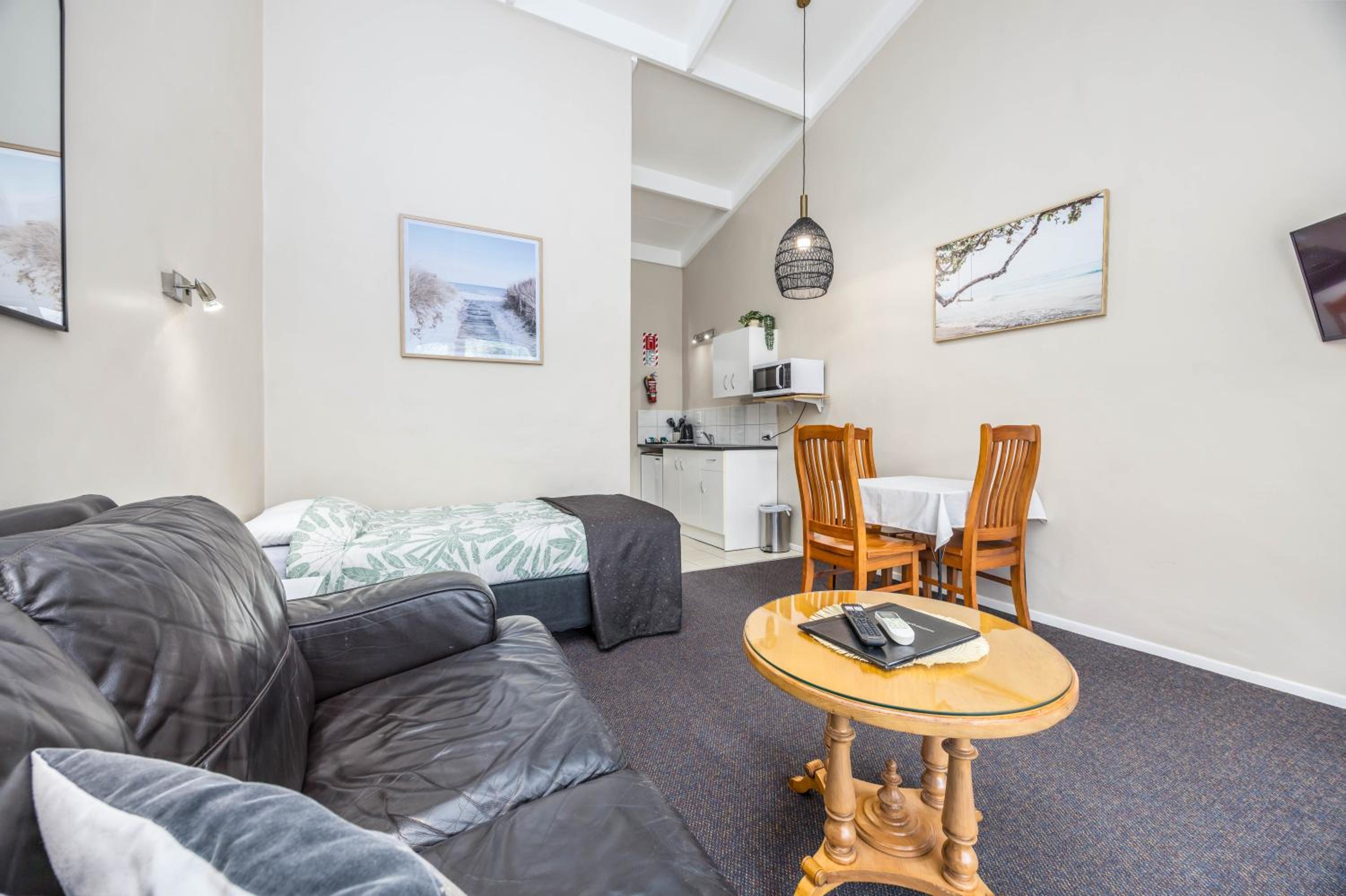 Triple Room with Bathroom - Photo 6