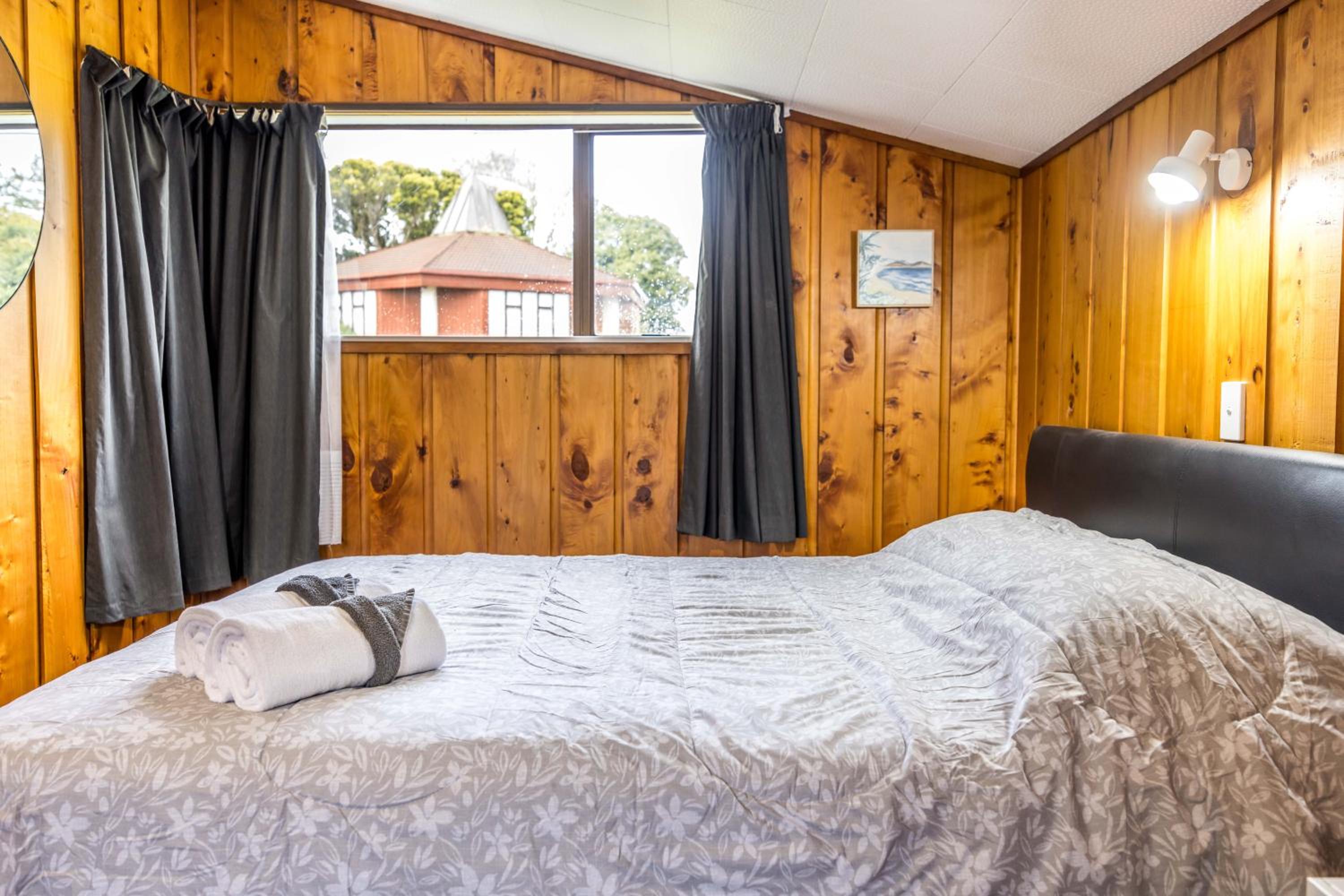 Four-Bedroom Apartment - Photo 30