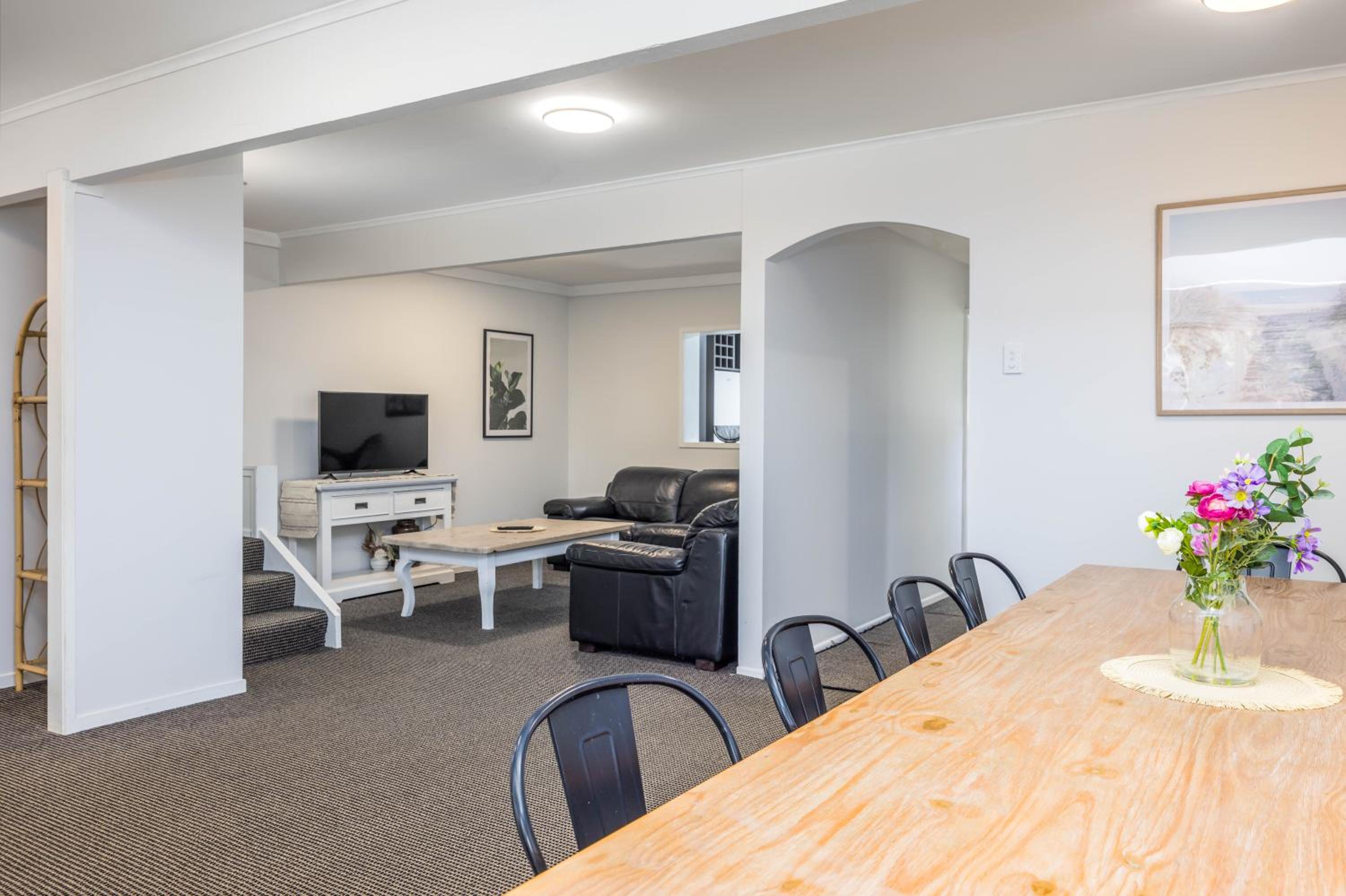 Four-Bedroom Apartment - Photo 27