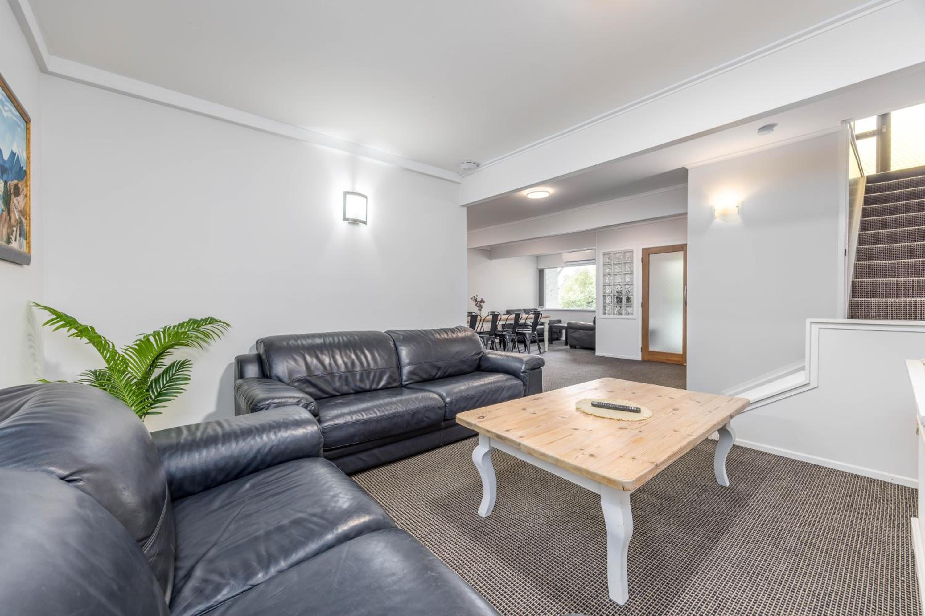 Four-Bedroom Apartment - Photo 1