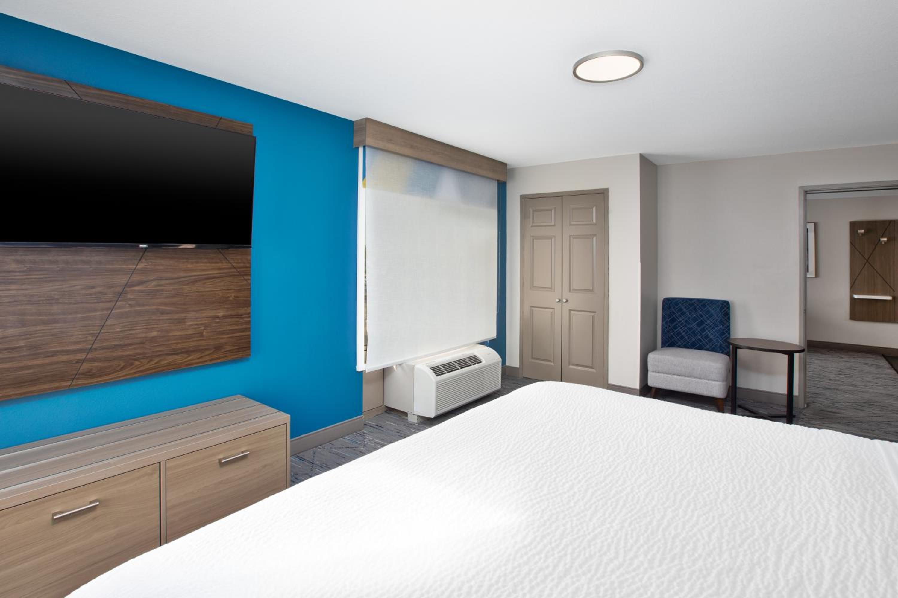 King Suite - Photo 4