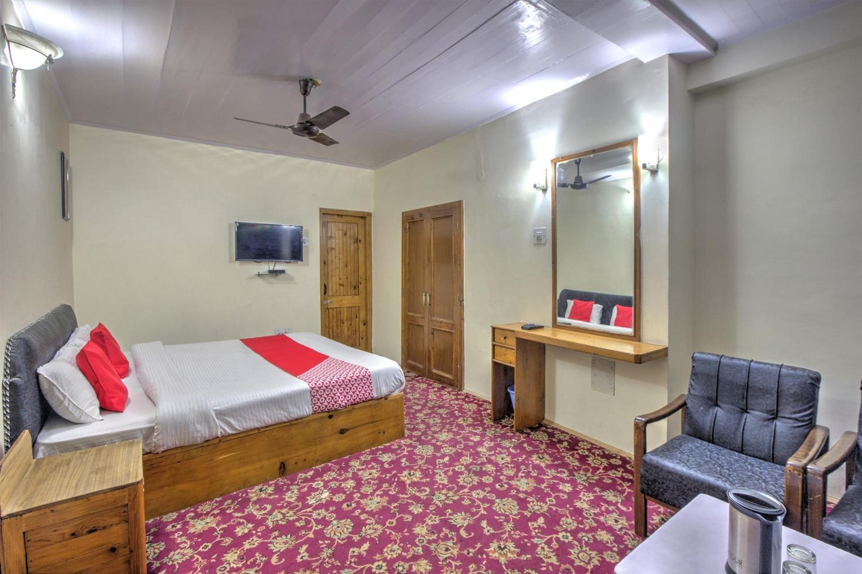 Classic Triple Room - Photo 3