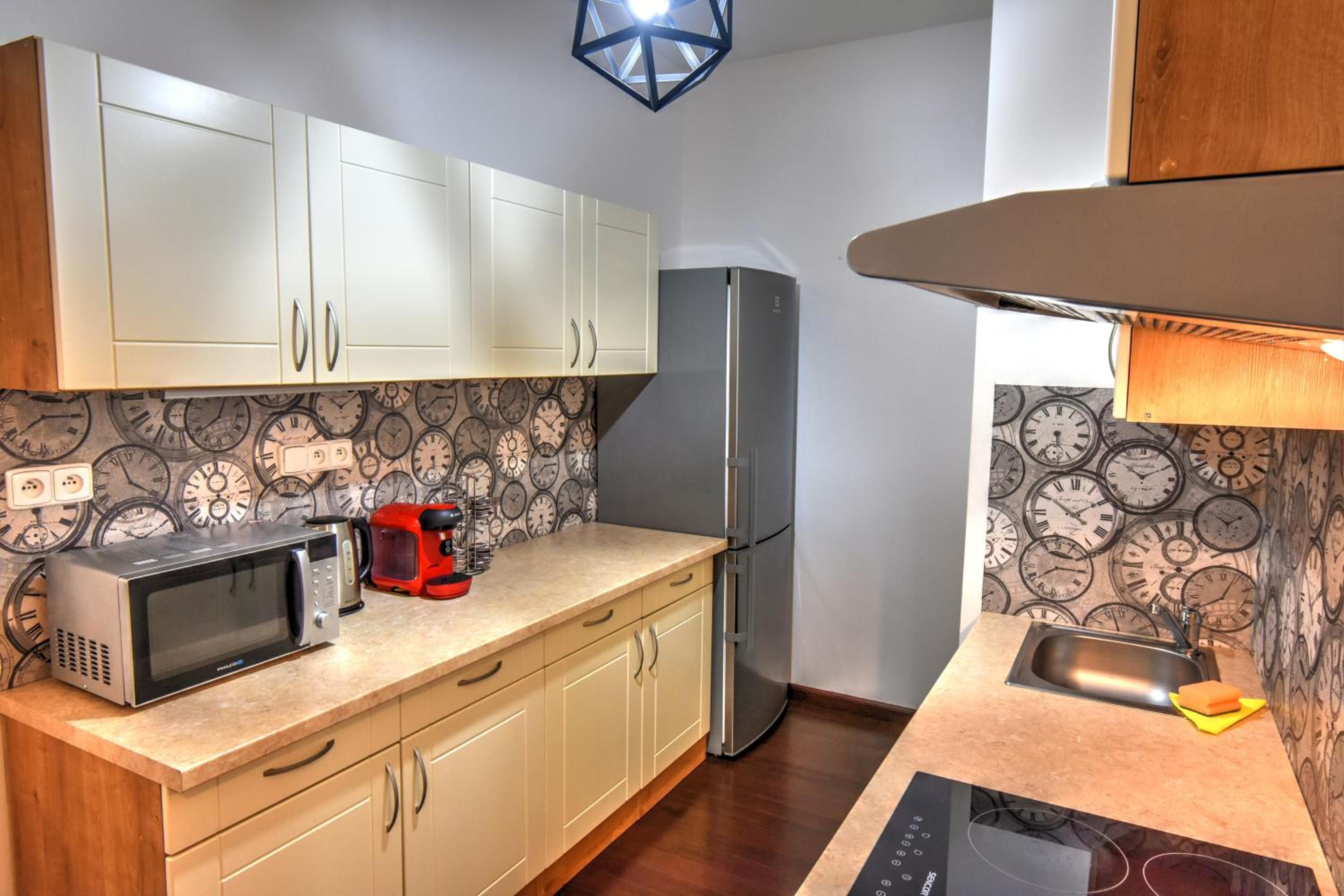 One-Bedroom Apartment with Balcony photo 2