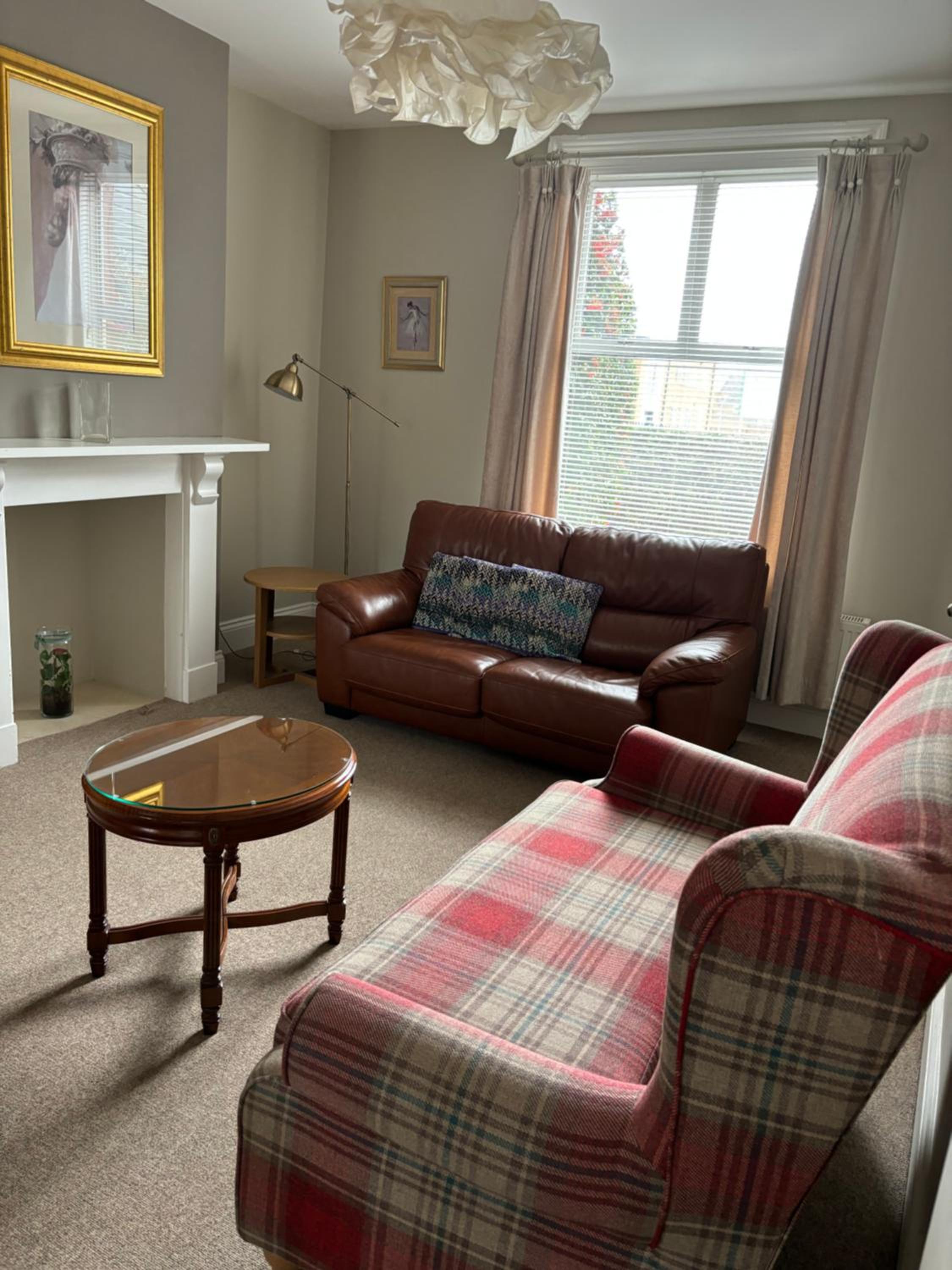 Two-Bedroom House - Photo 16