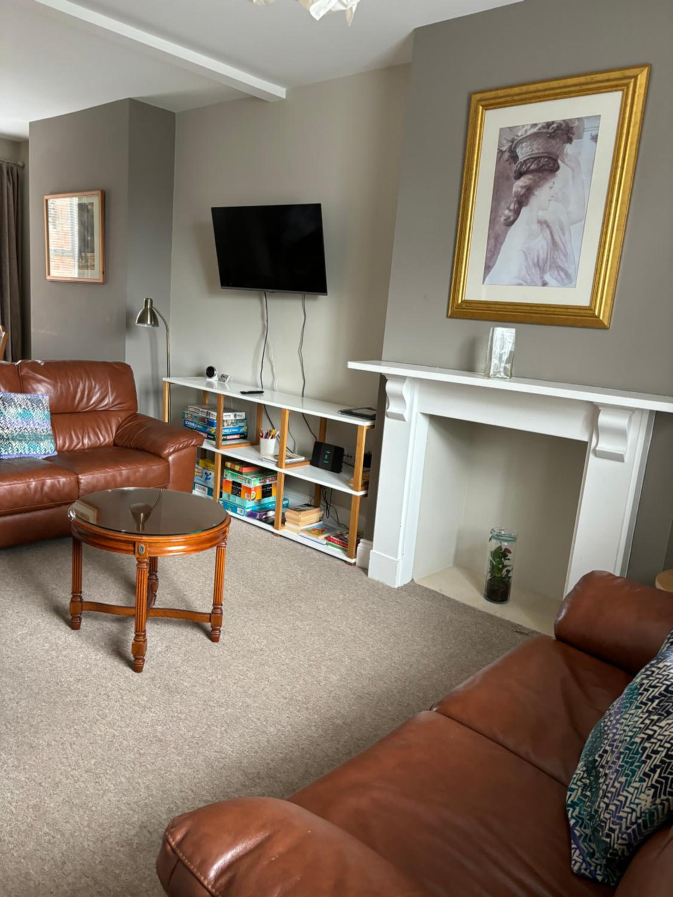 Two-Bedroom House - Photo 17