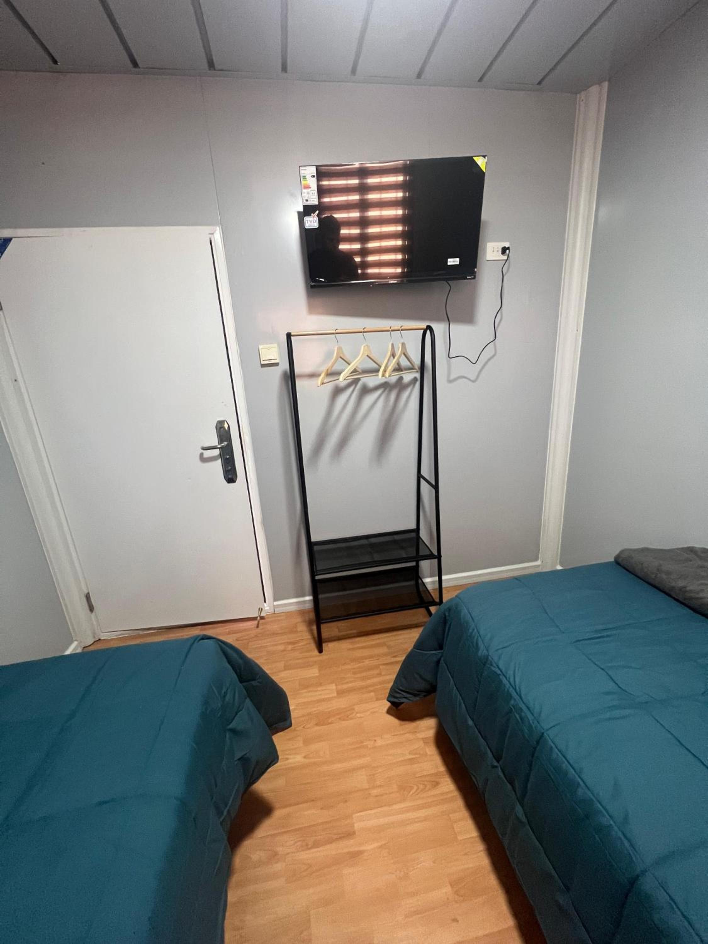 Standard Double Room with Shared Bathroom photo 2