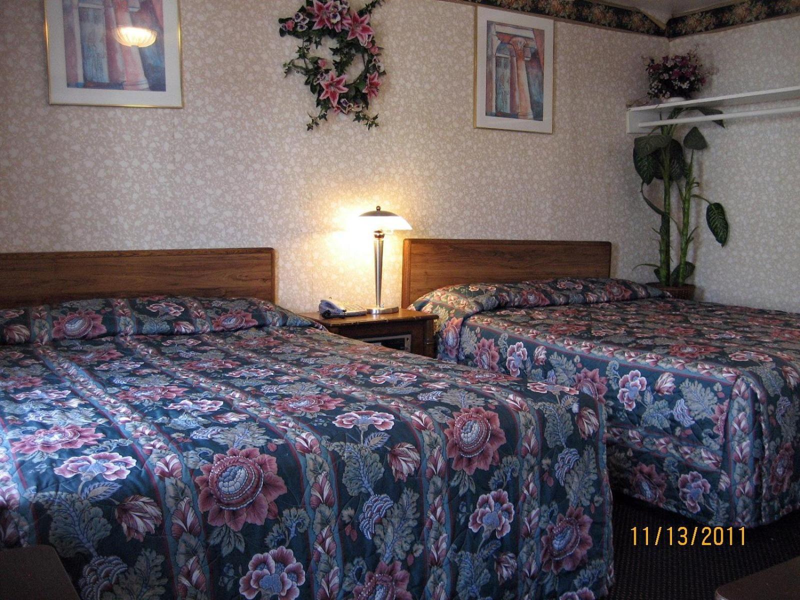Queen Room - Photo 14
