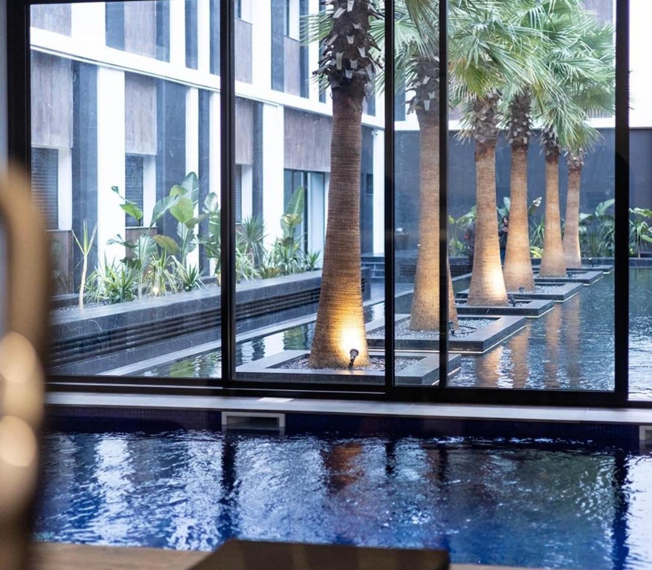 Two-Bedroom Deluxe Apartment With Balcony photo 2