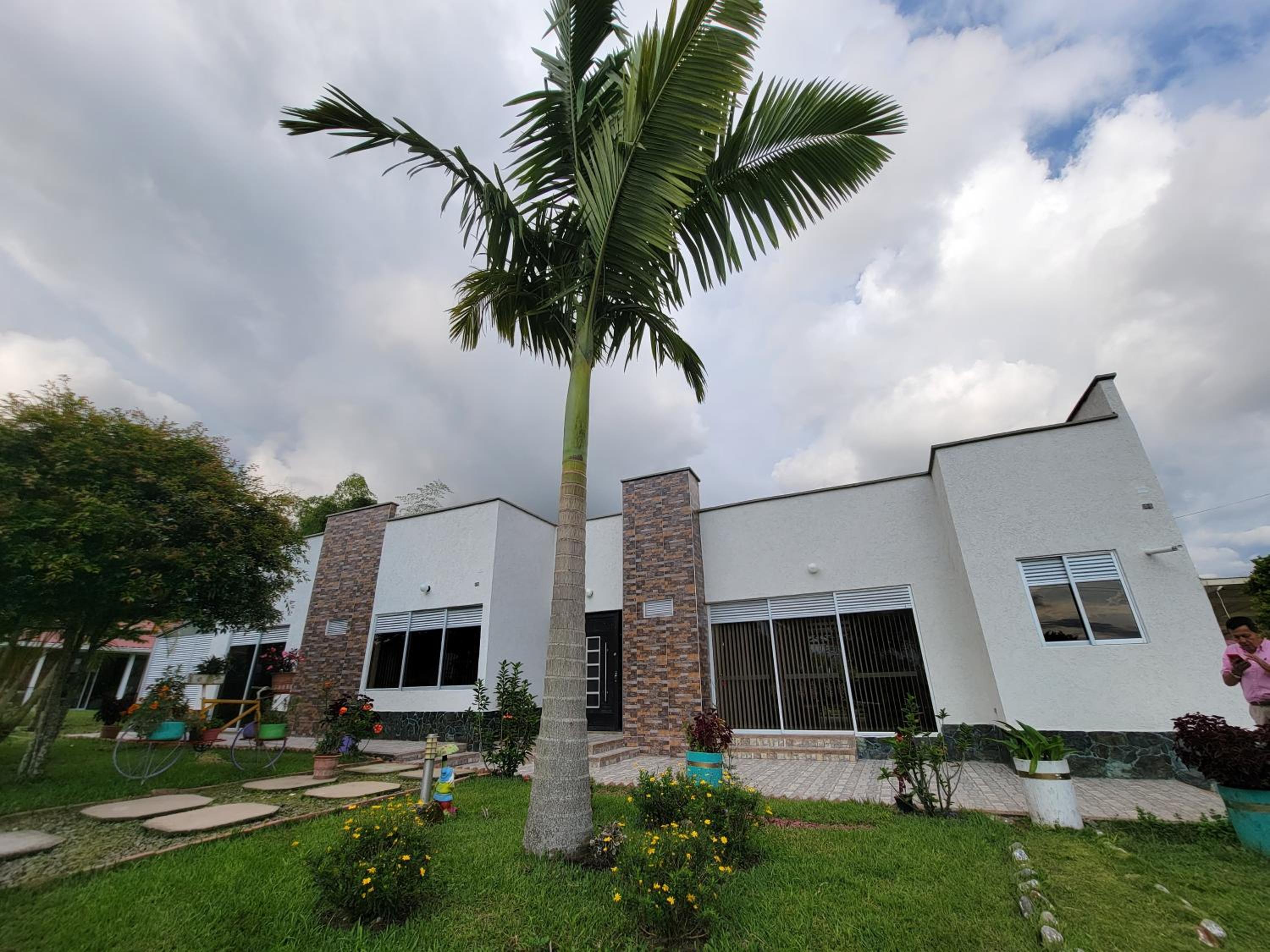 Villa photo 3