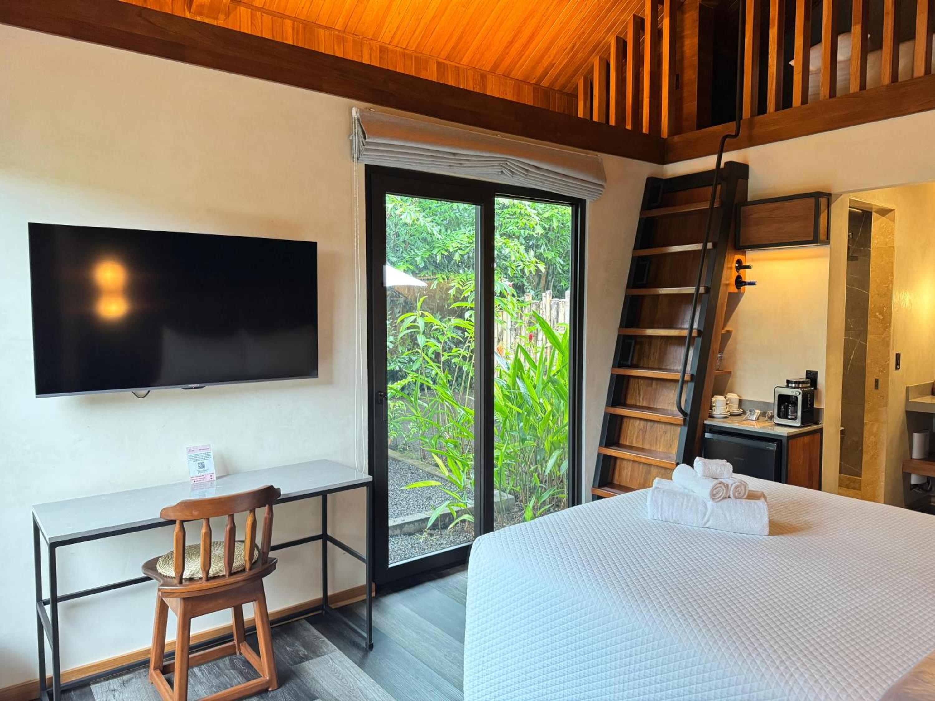 Superior Villa photo 1
