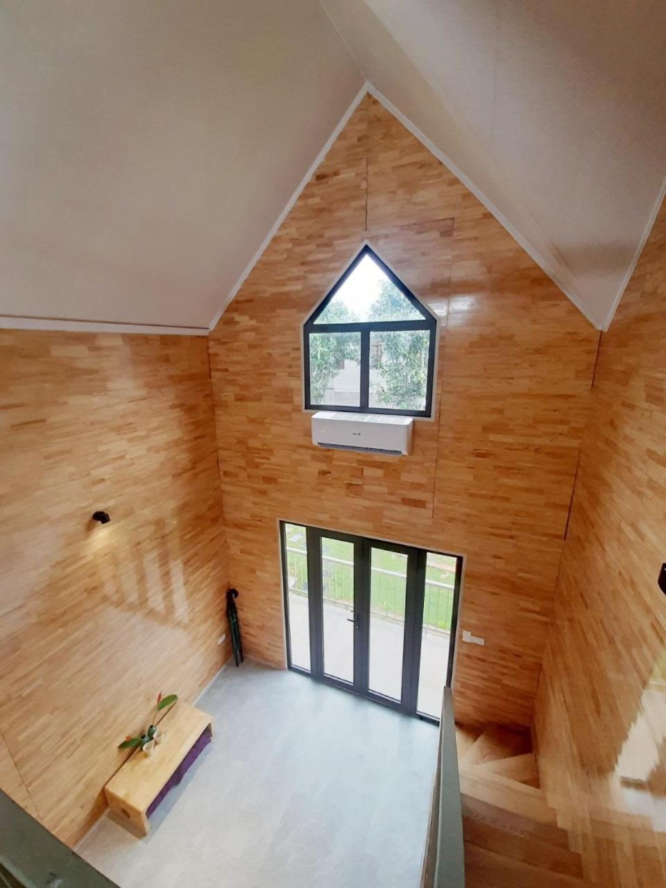 Bungalow With Garden View photo 3
