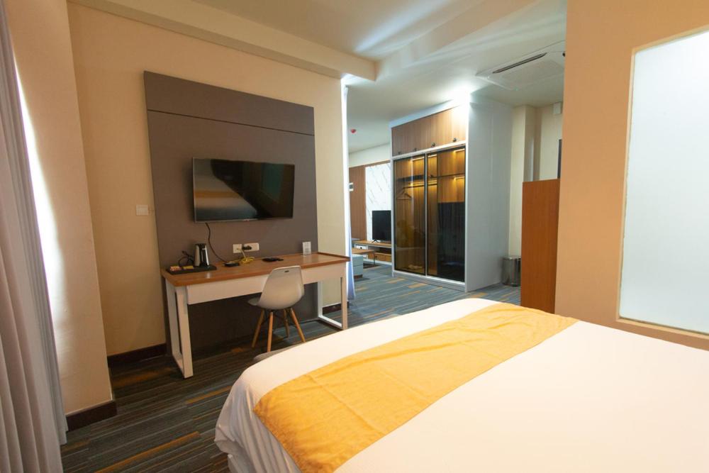 Junior Suite - Photo 1