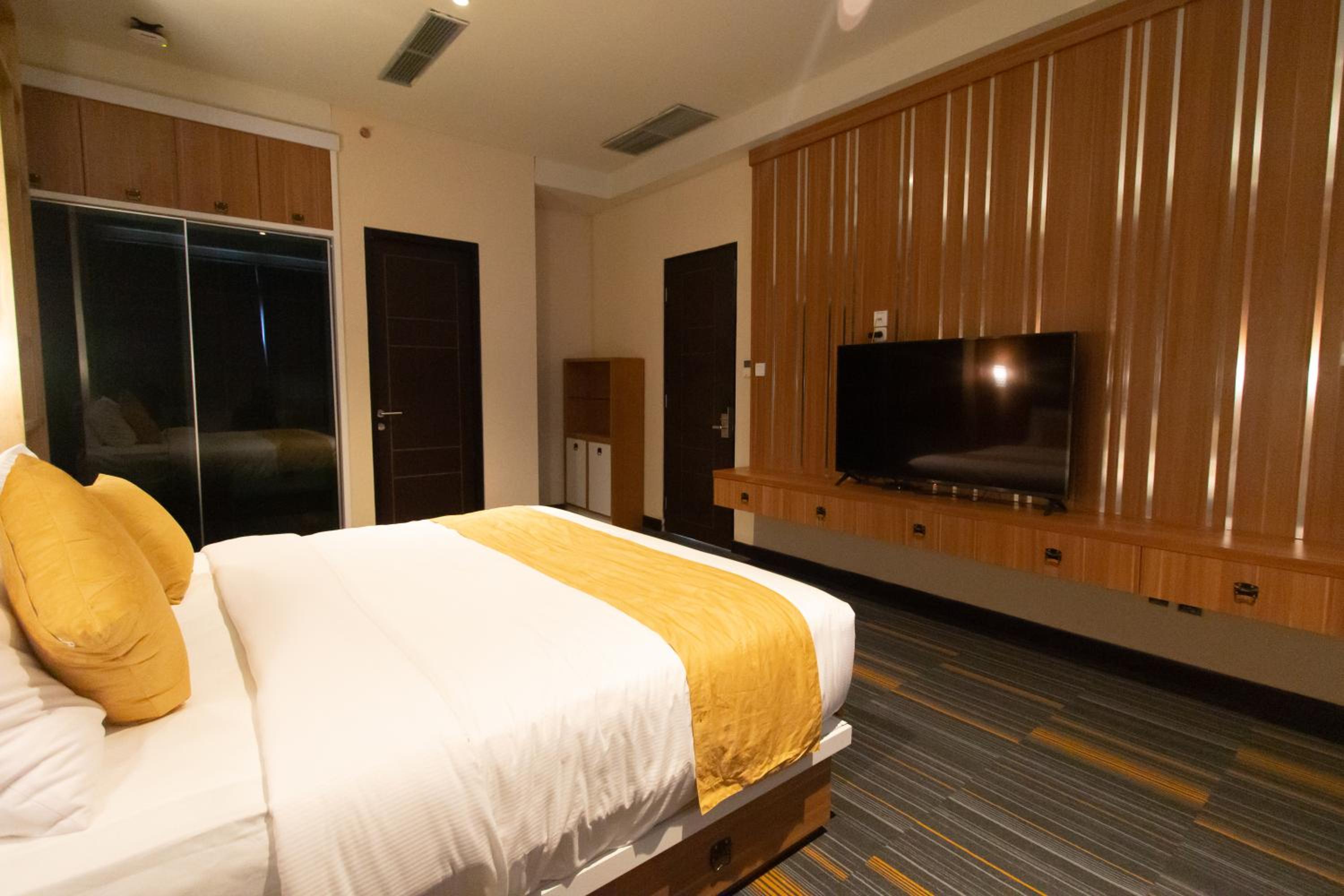 Family Suite - Photo 23