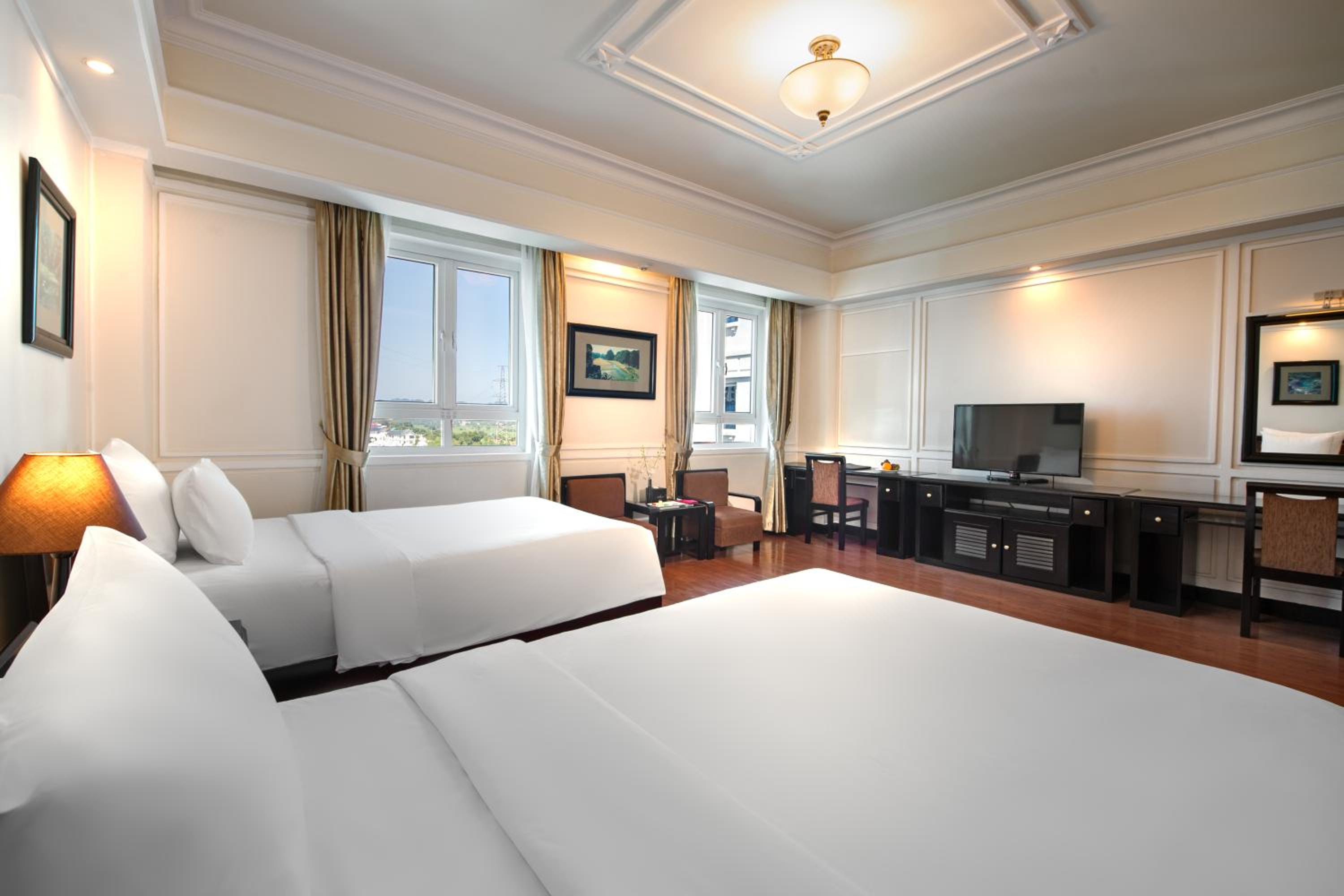 Deluxe Twin Room (French Wing)