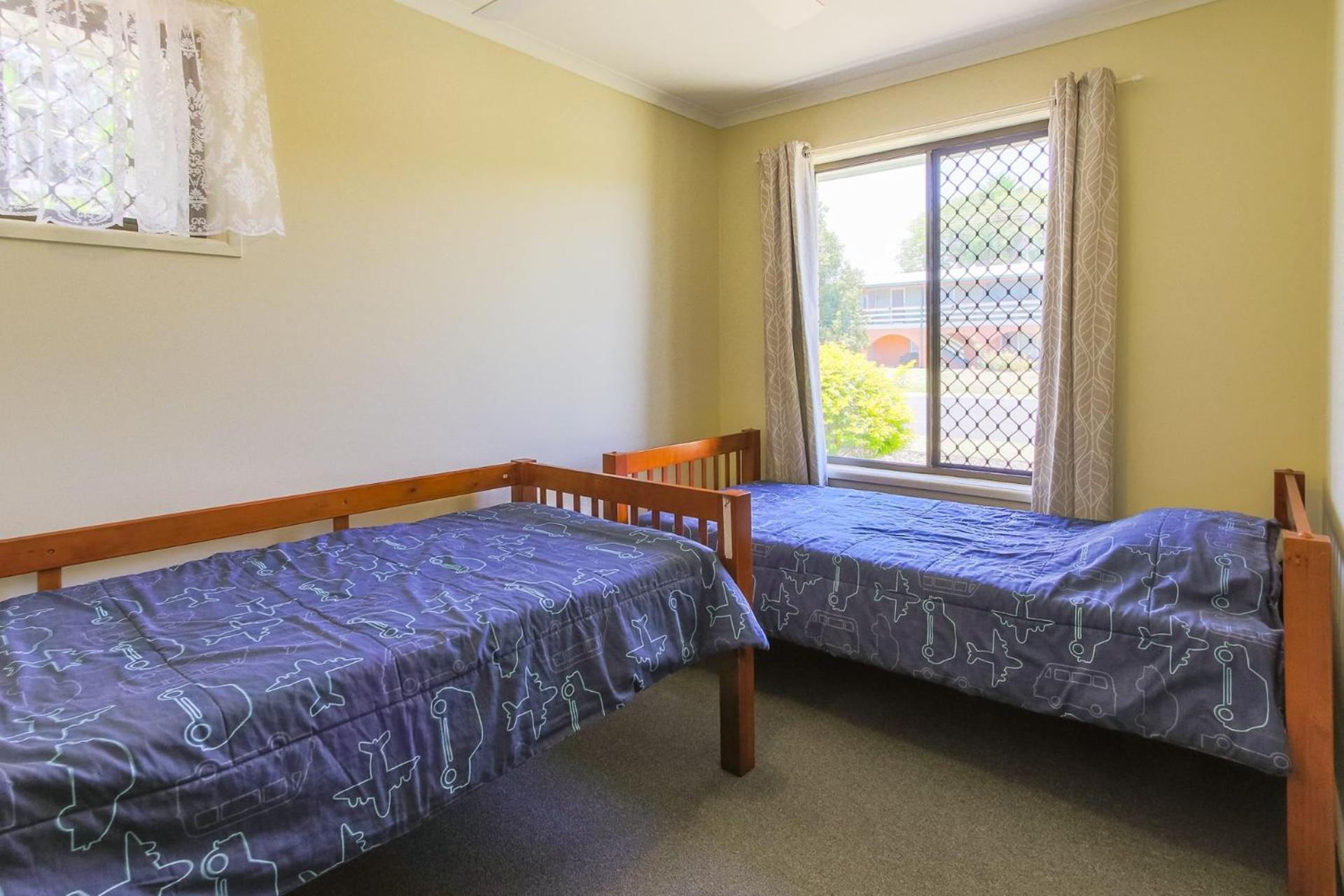 Four-Bedroom House photo 3