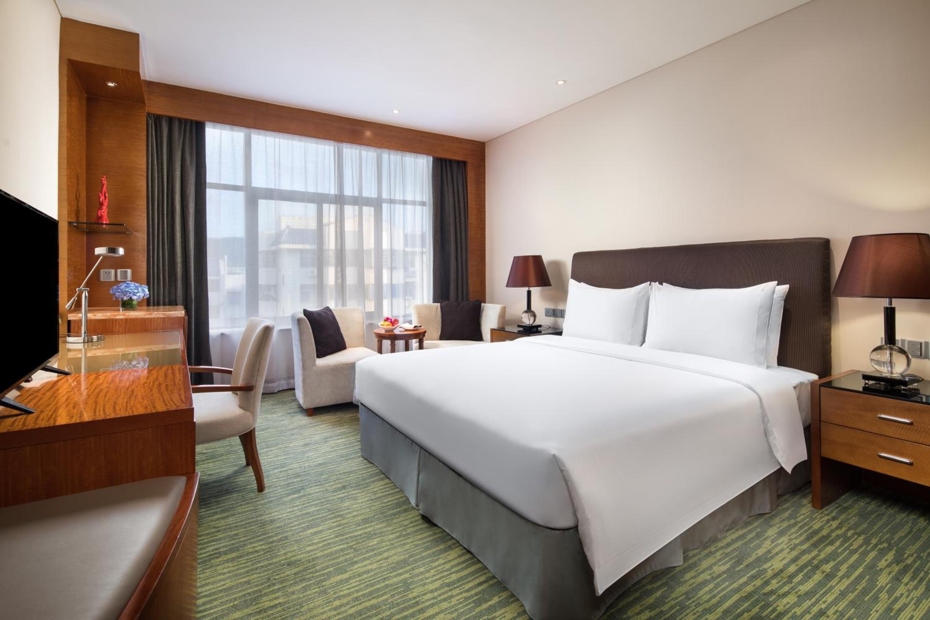Superior Room(king-size bed)