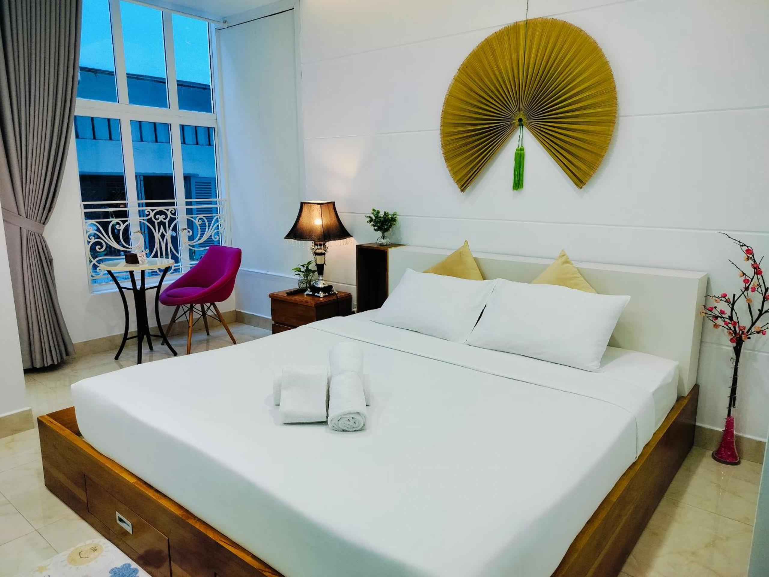 Deluxe Double Room with Balcony