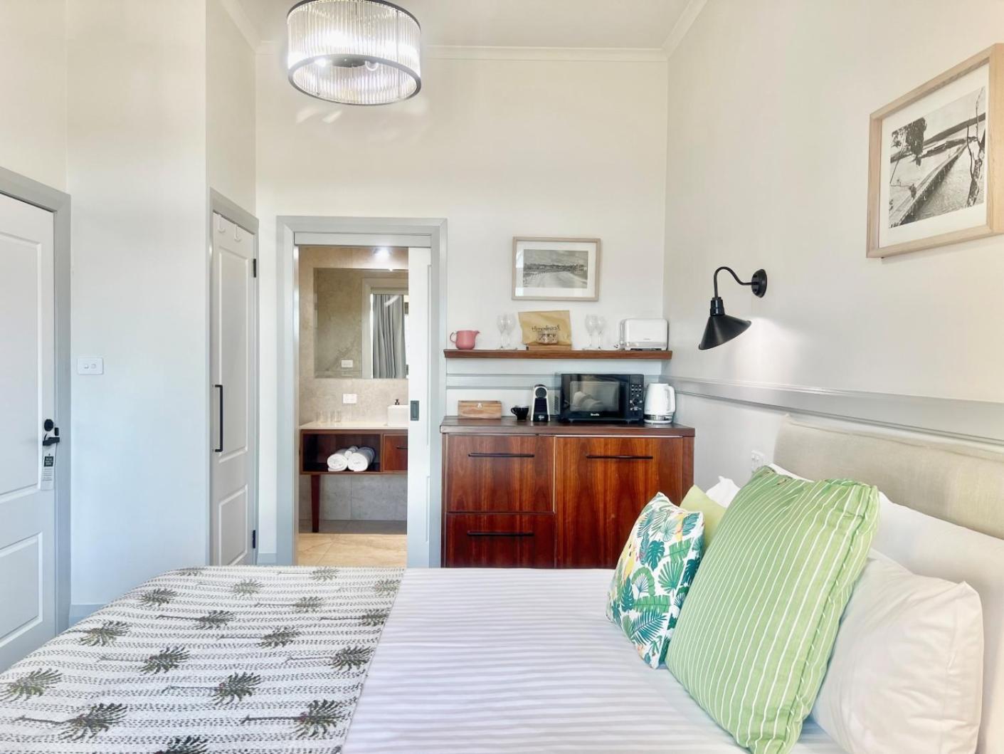 Ocean View Queen (Hotel) photo 3