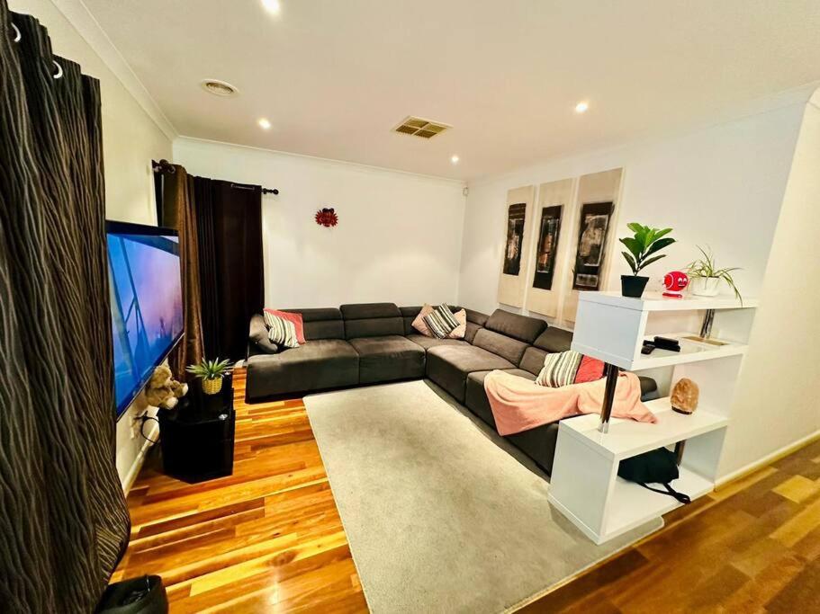 Three-Bedroom House photo 1