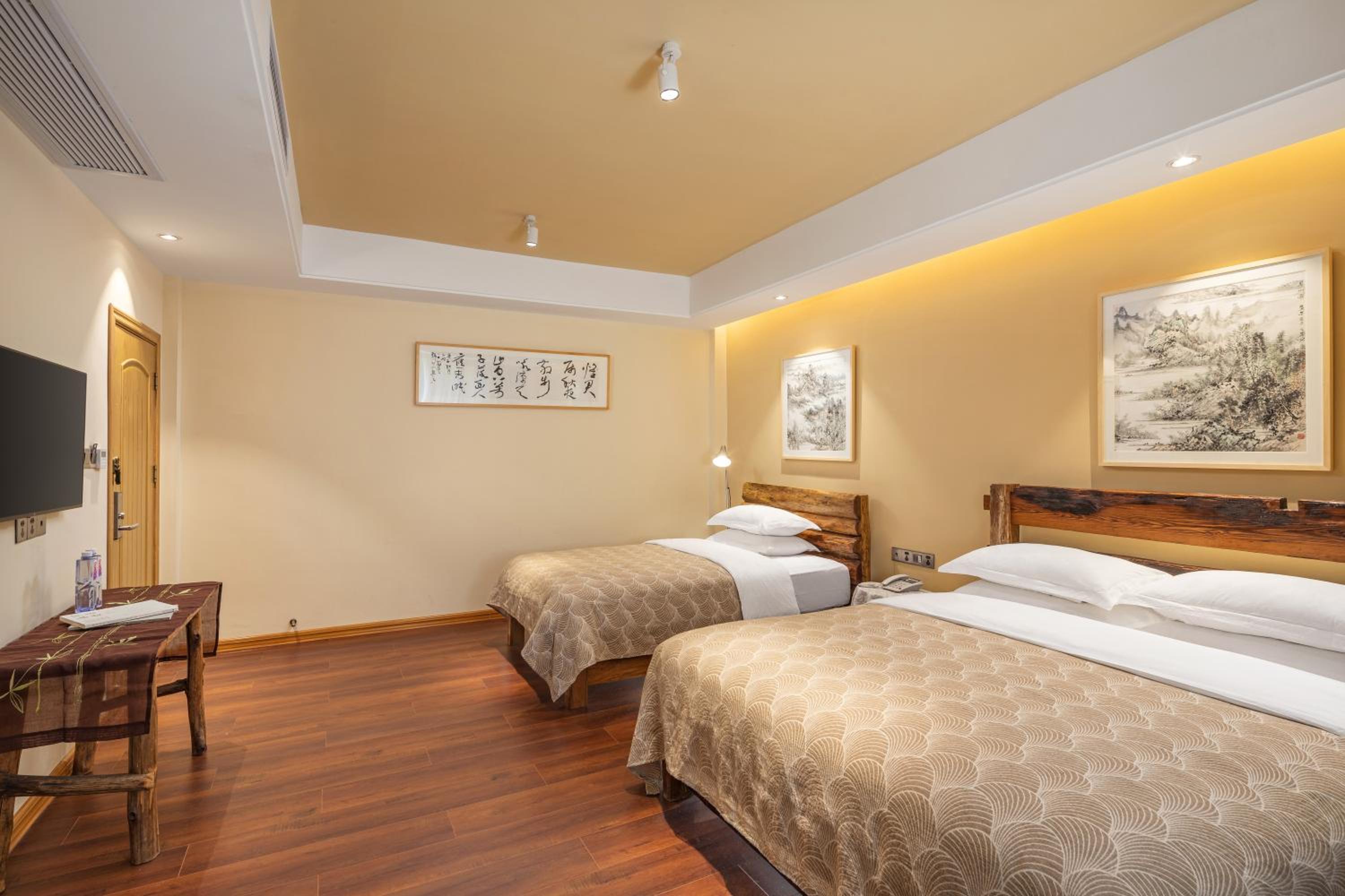 Economy Twin Room