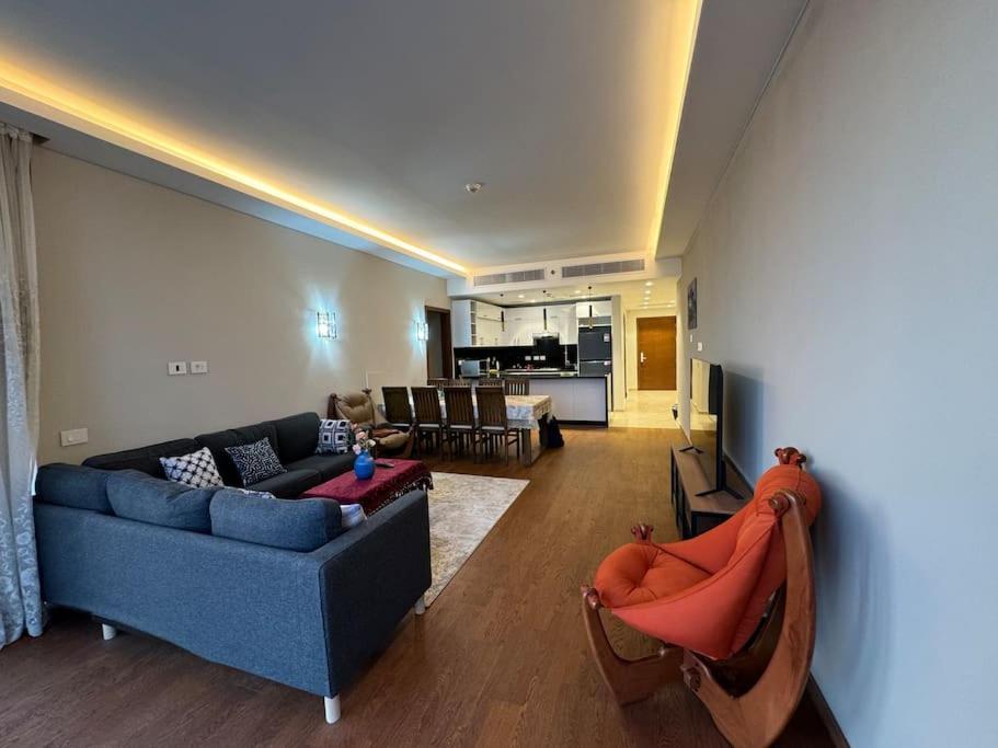 Apartment with City View photo 3