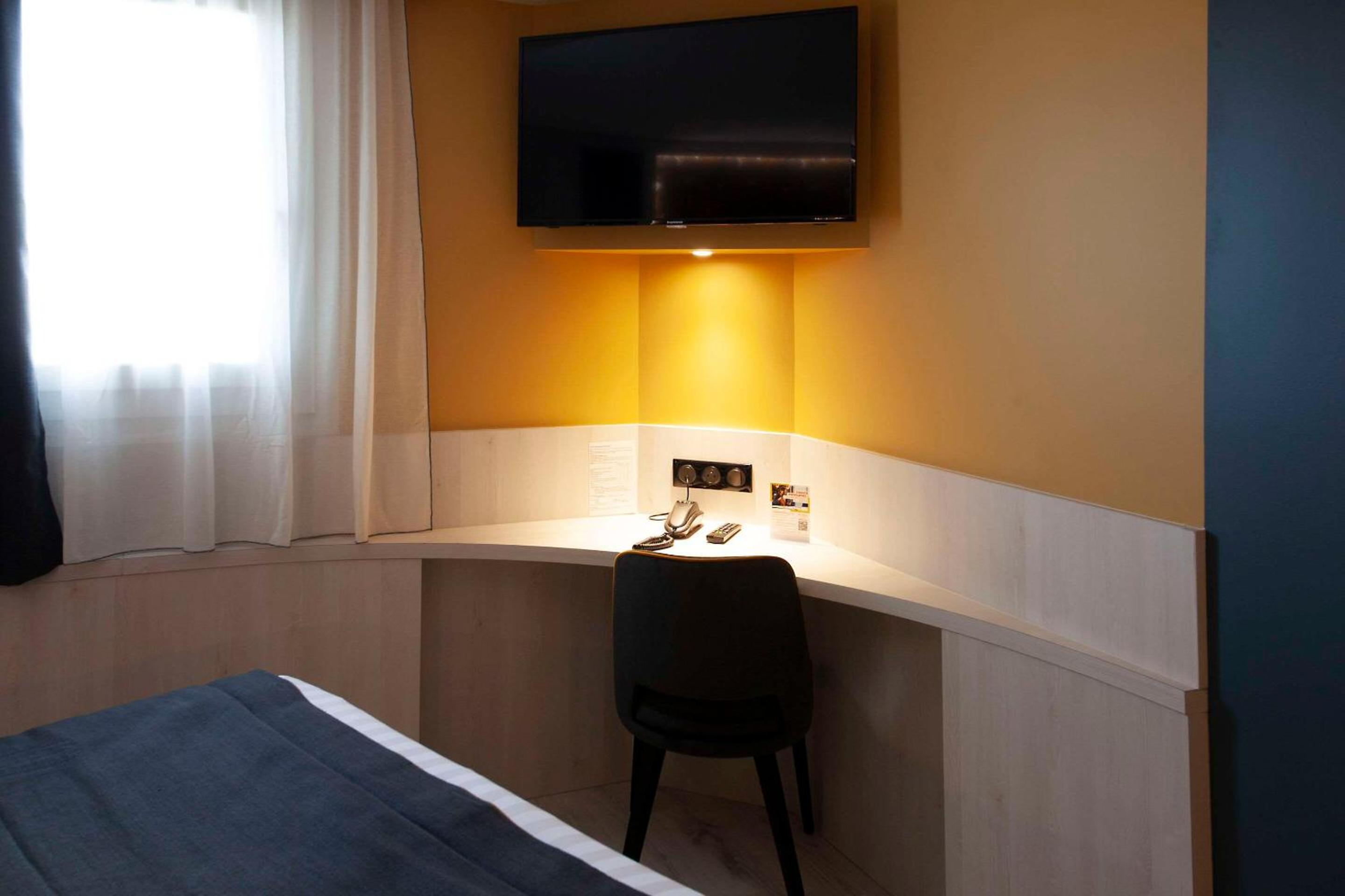 Superior Double Room - Photo 7