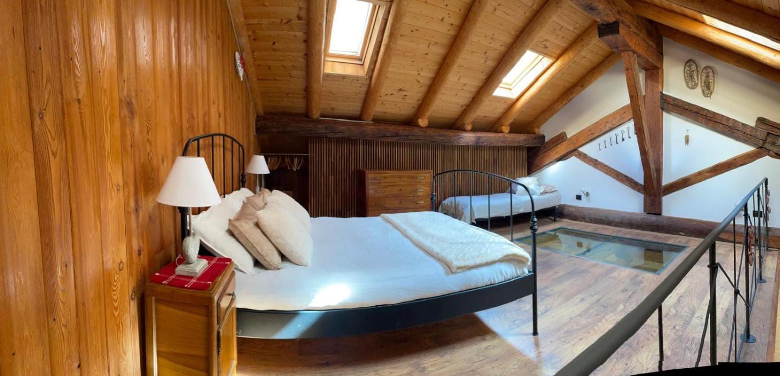 One-Bedroom House photo 1