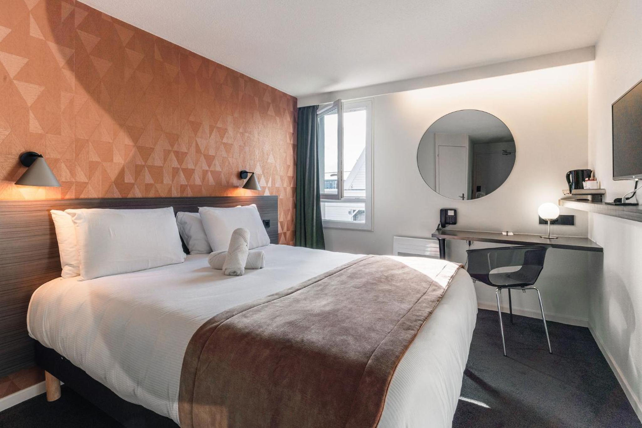 Standard Double Room - Photo 4