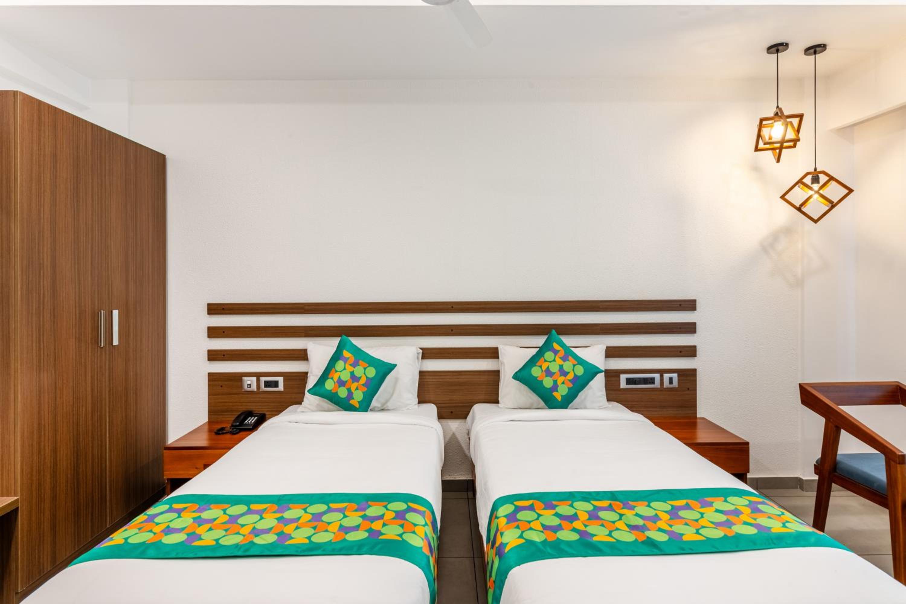 Deluxe Room - Photo 4