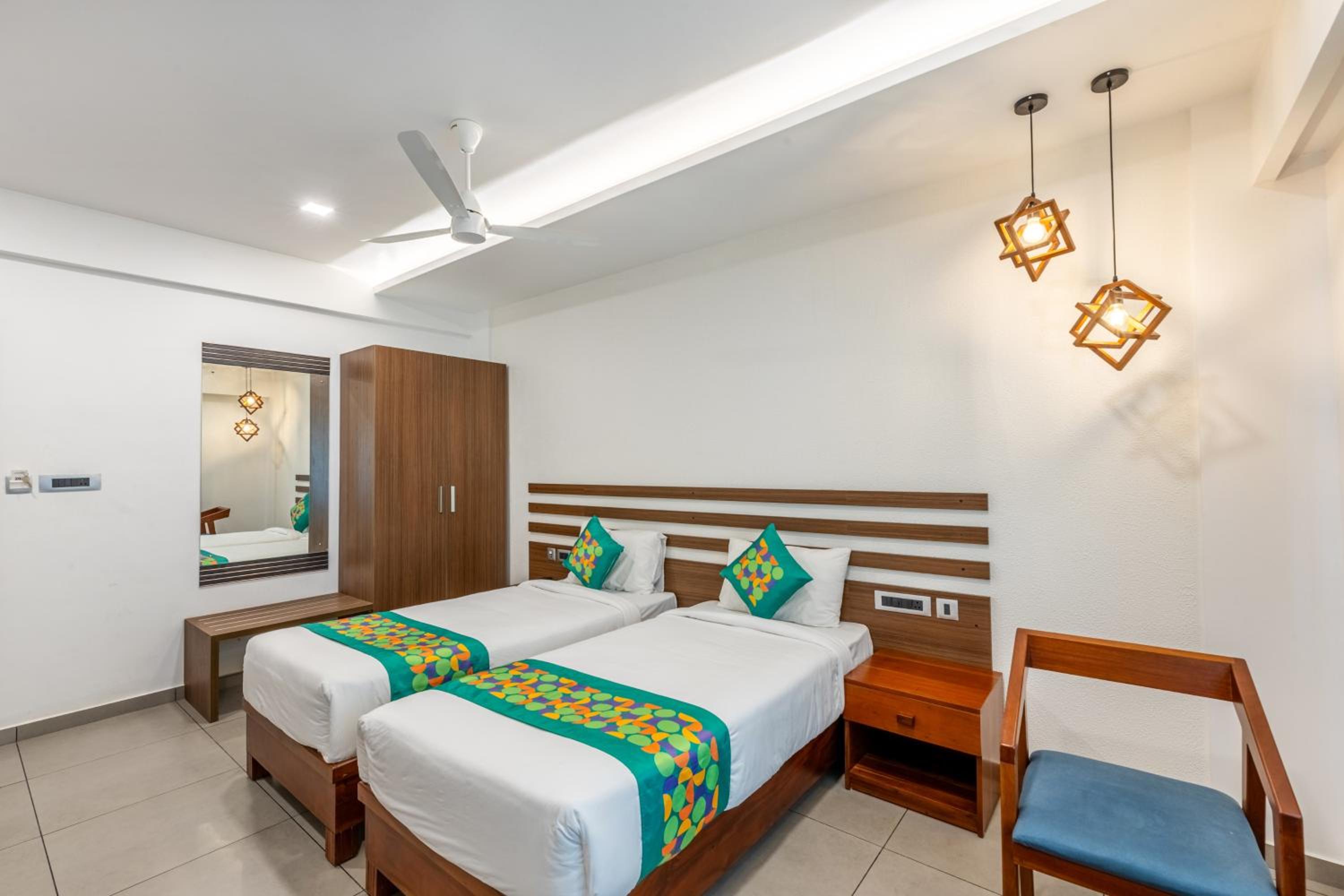 Deluxe Room - Photo 3