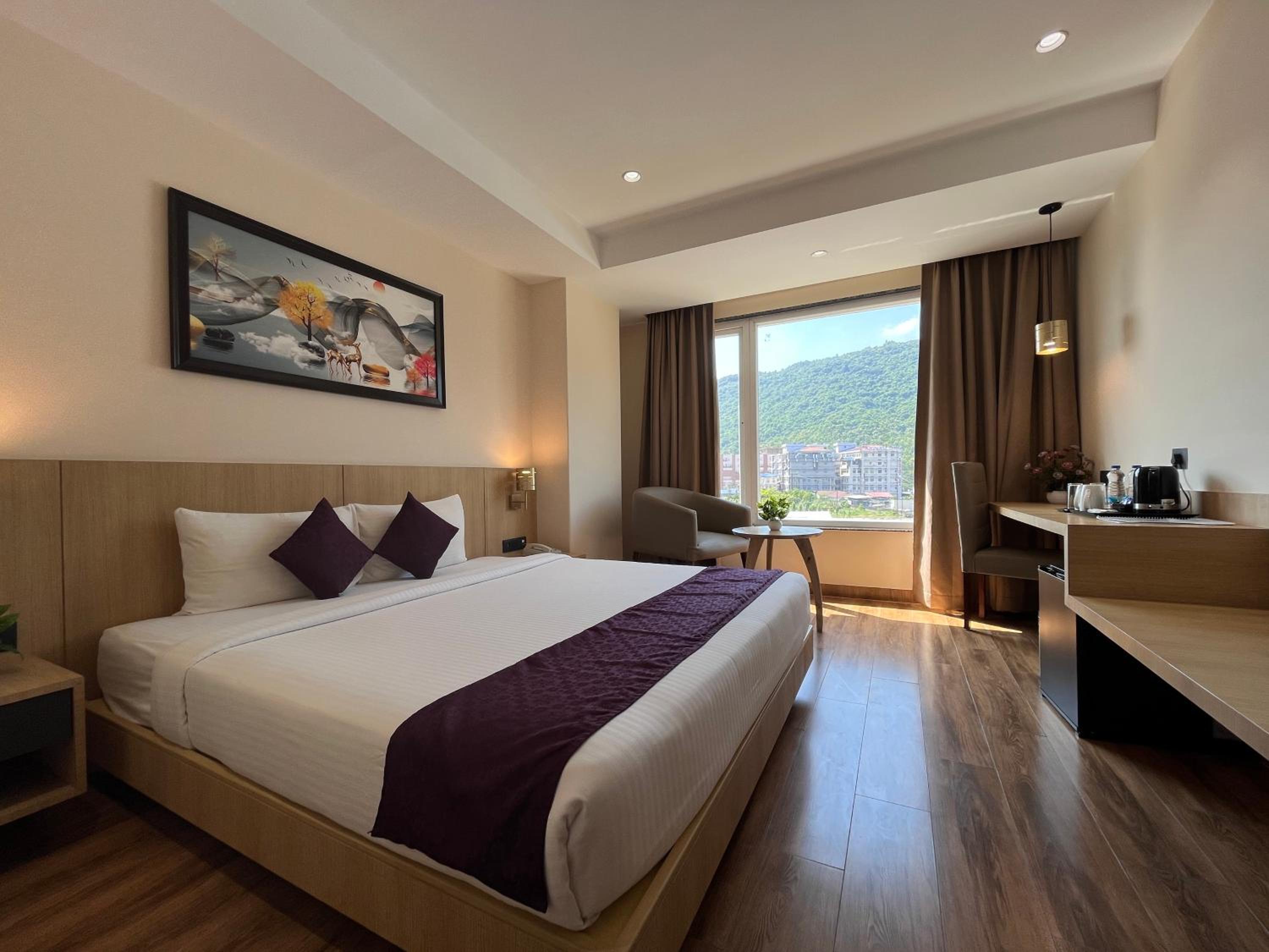 Deluxe Double Room - Photo 17