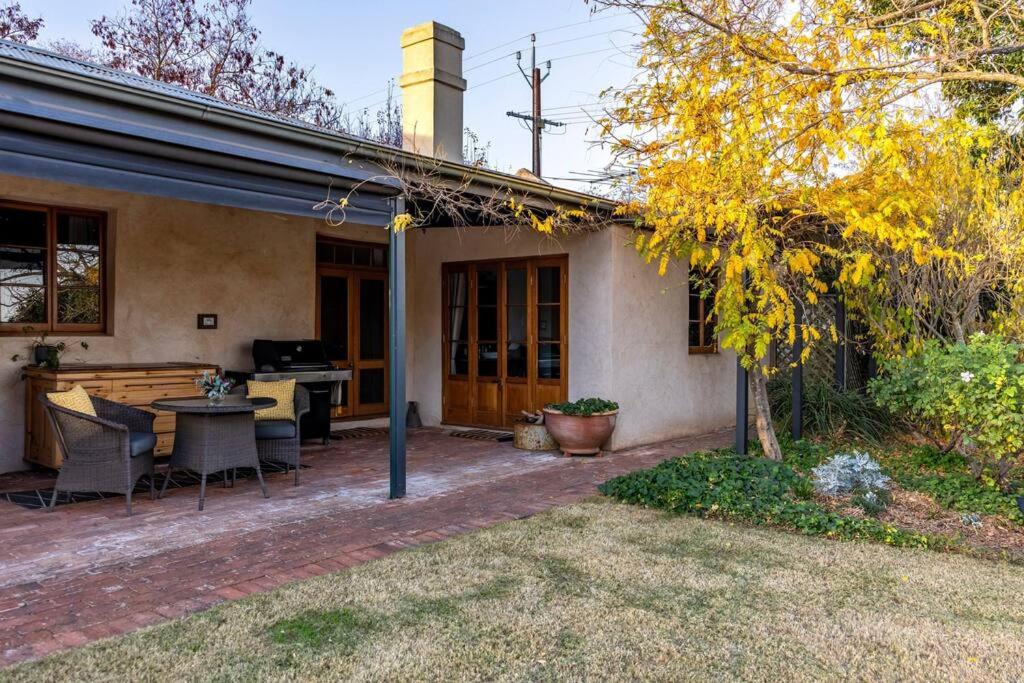 One-Bedroom House photo 3