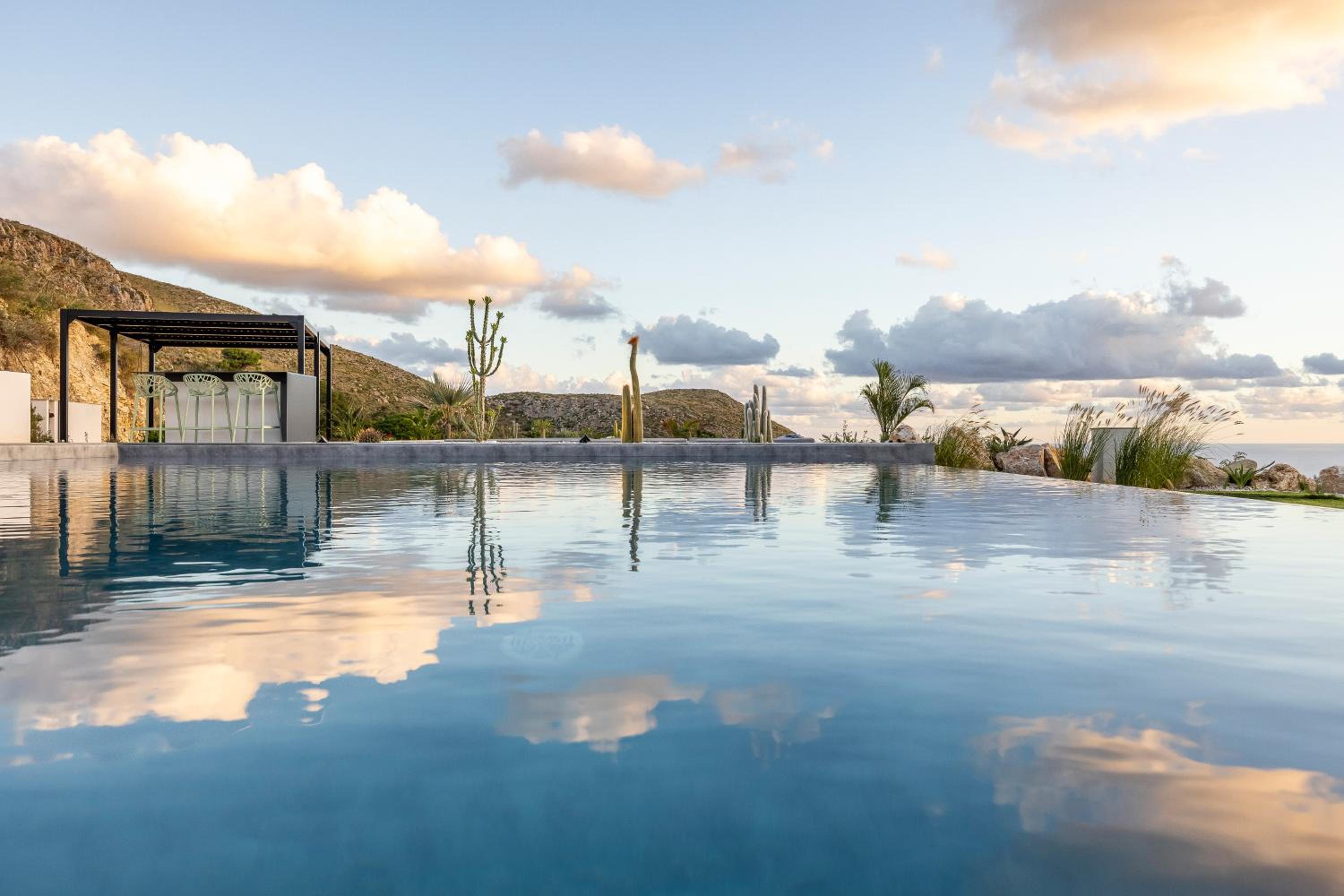 Villa with Sea View photo 3