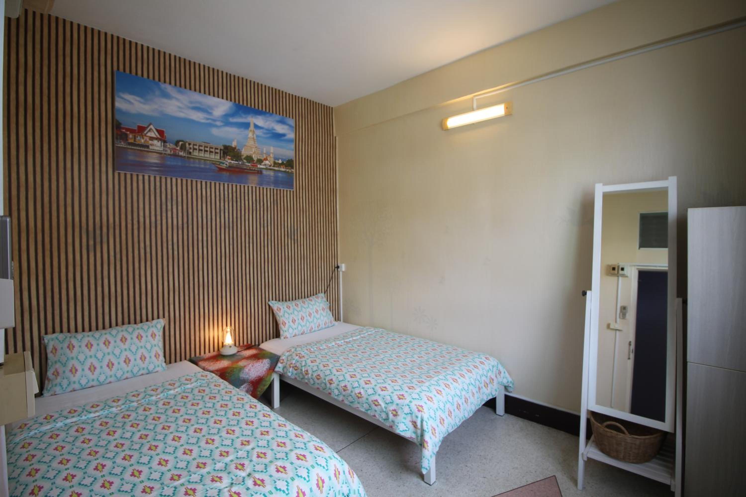 Standard Twin Room photo 1