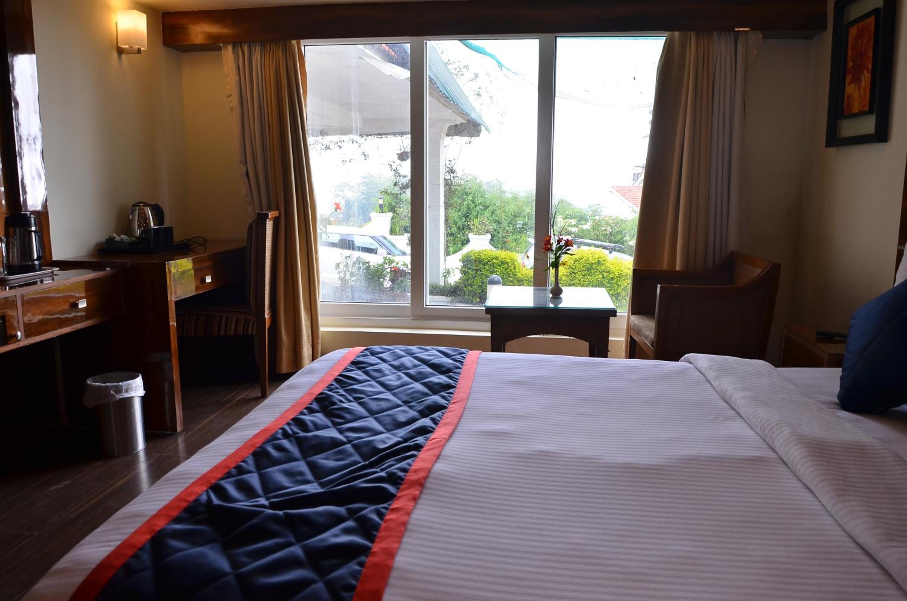 Deluxe Room - Photo 3