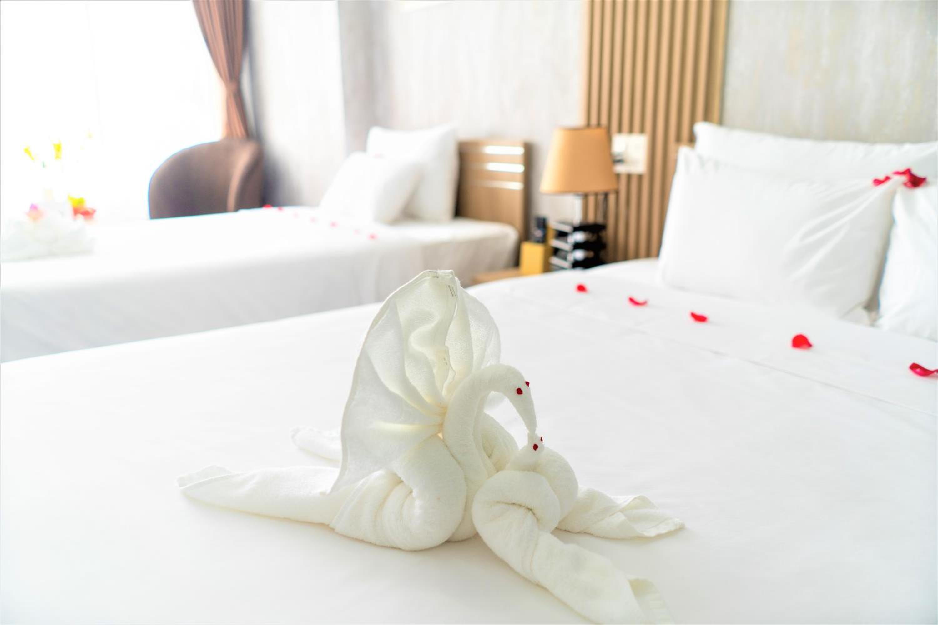 Family Suite with River View - Photo 3