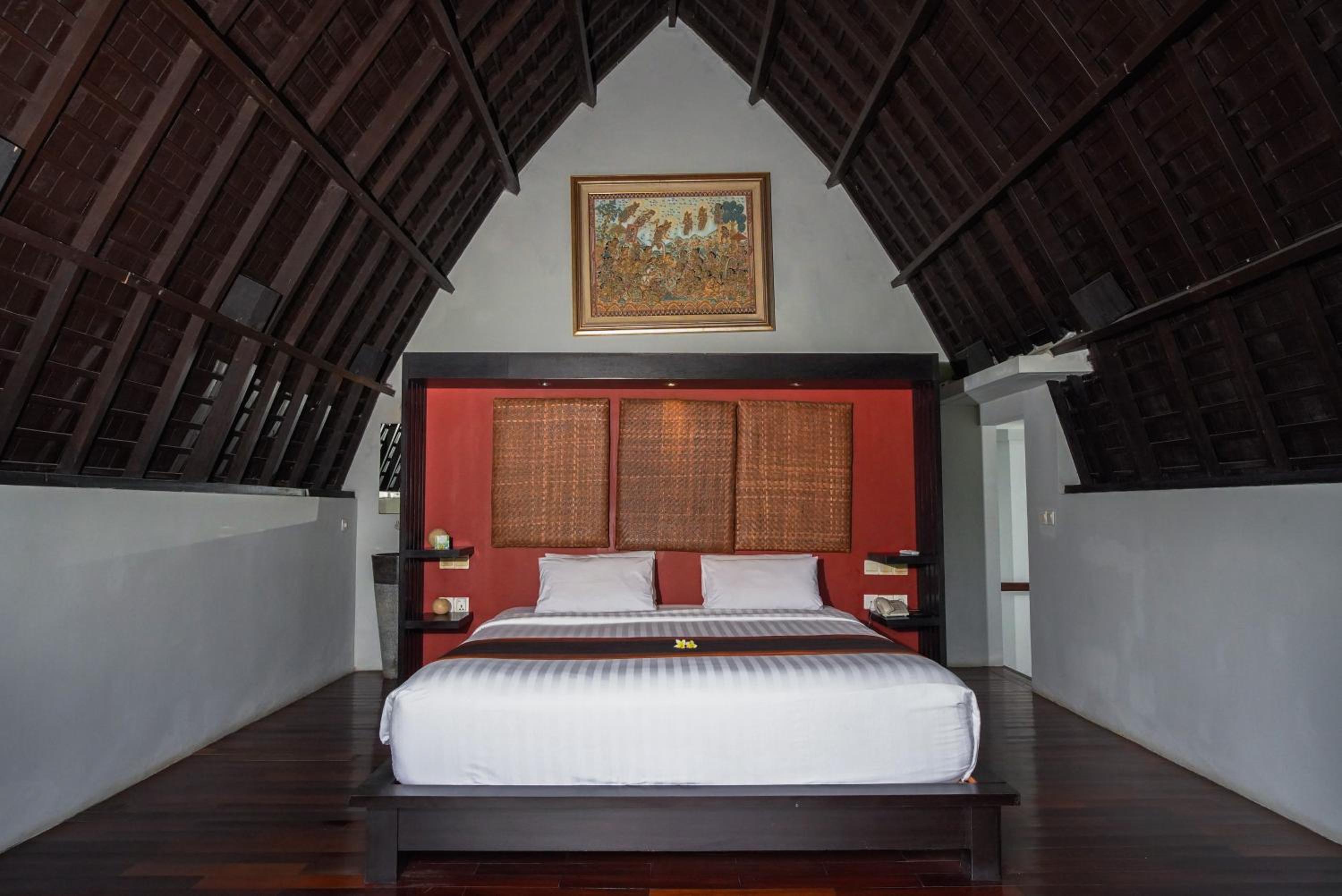 Duplex Family Pool Villa